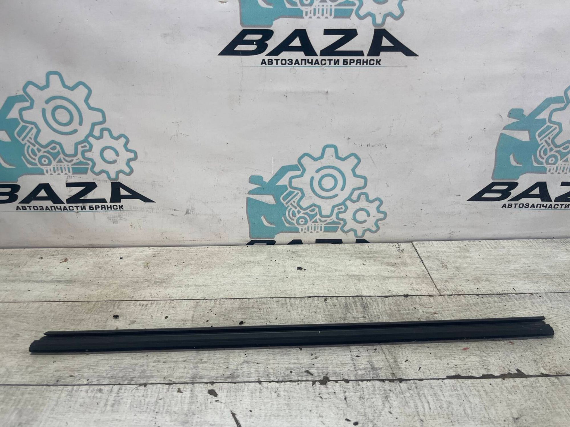 Бархотка внутренняя зад. прав. Volkswagen Polo 5, 1000 рублей, Брянск