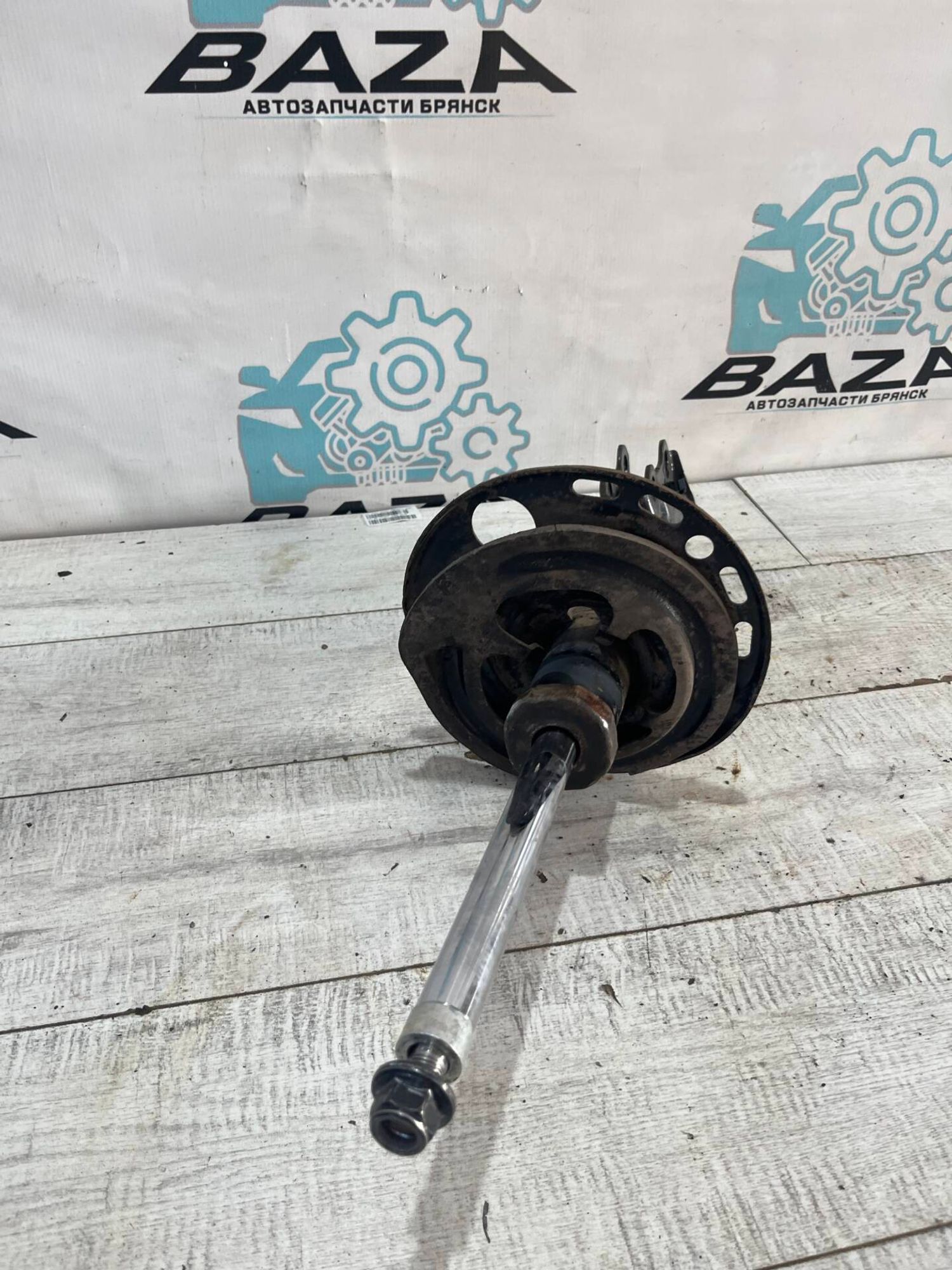 Амортизатор передний правый Toyota RAV 4 3, 2500 рублей, Брянск
