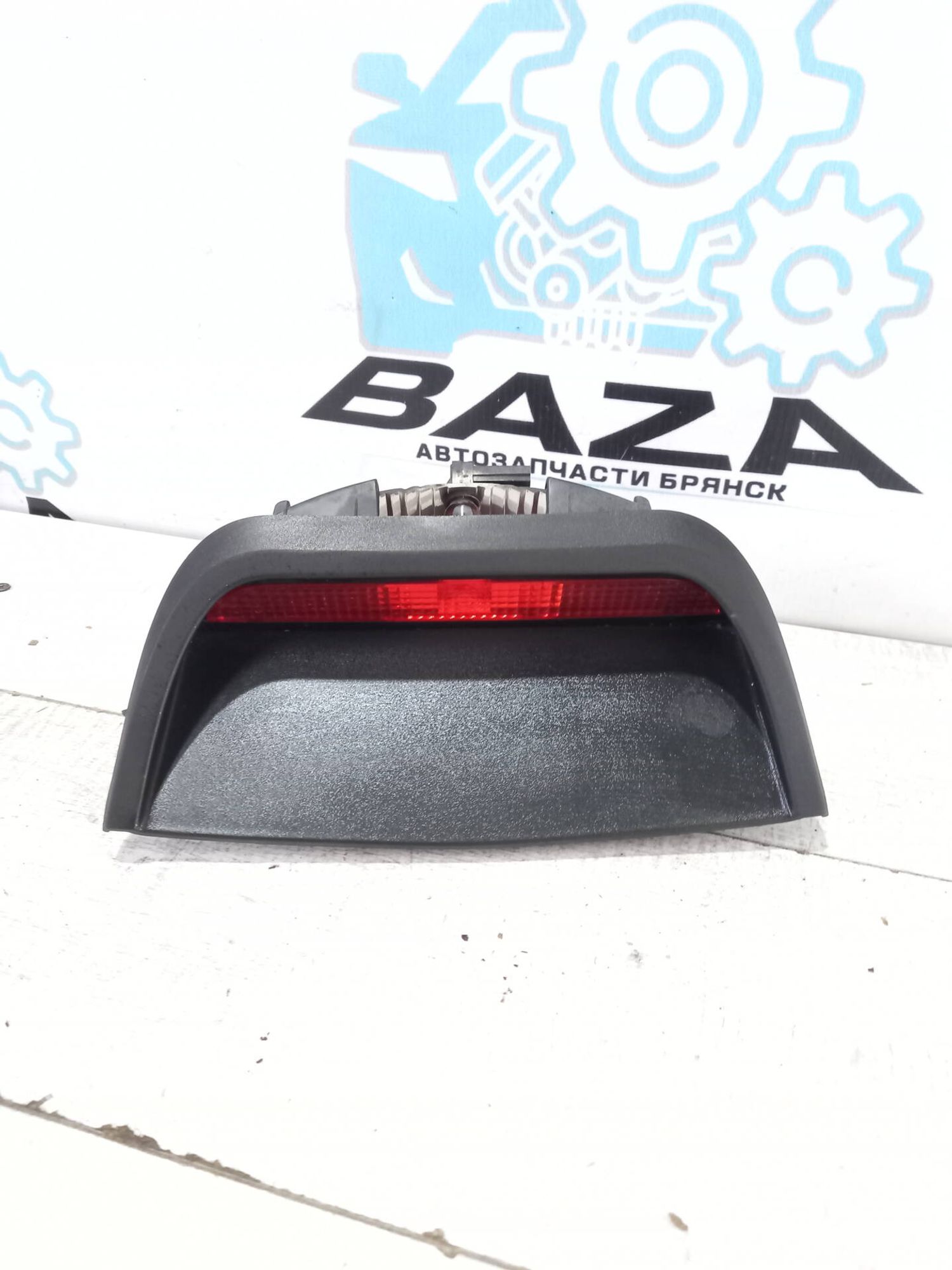 Стоп-сигнал  Renault Logan 2, 700 рублей, Брянск