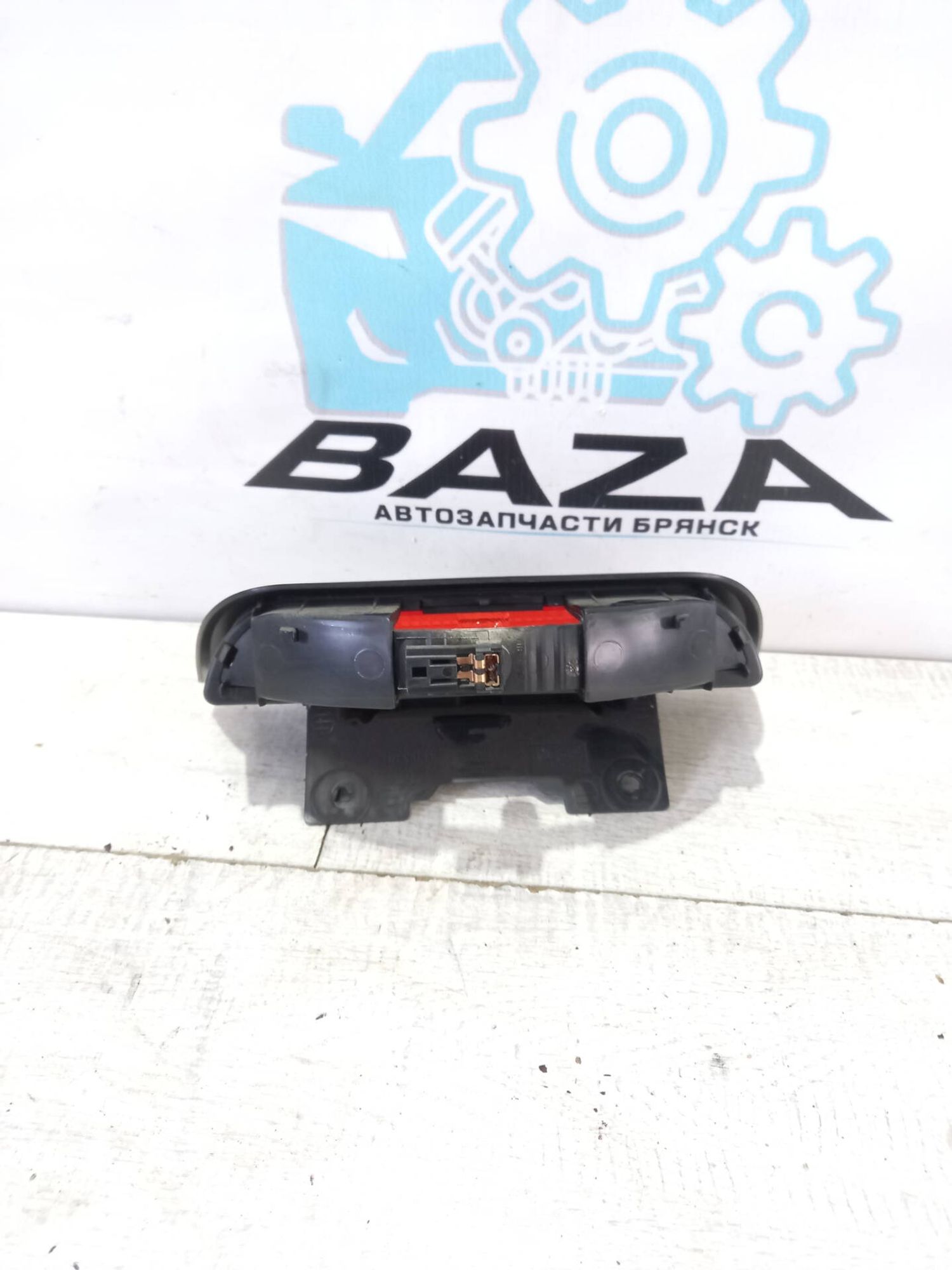 Стоп-сигнал  Renault Logan 2, 700 рублей, Брянск