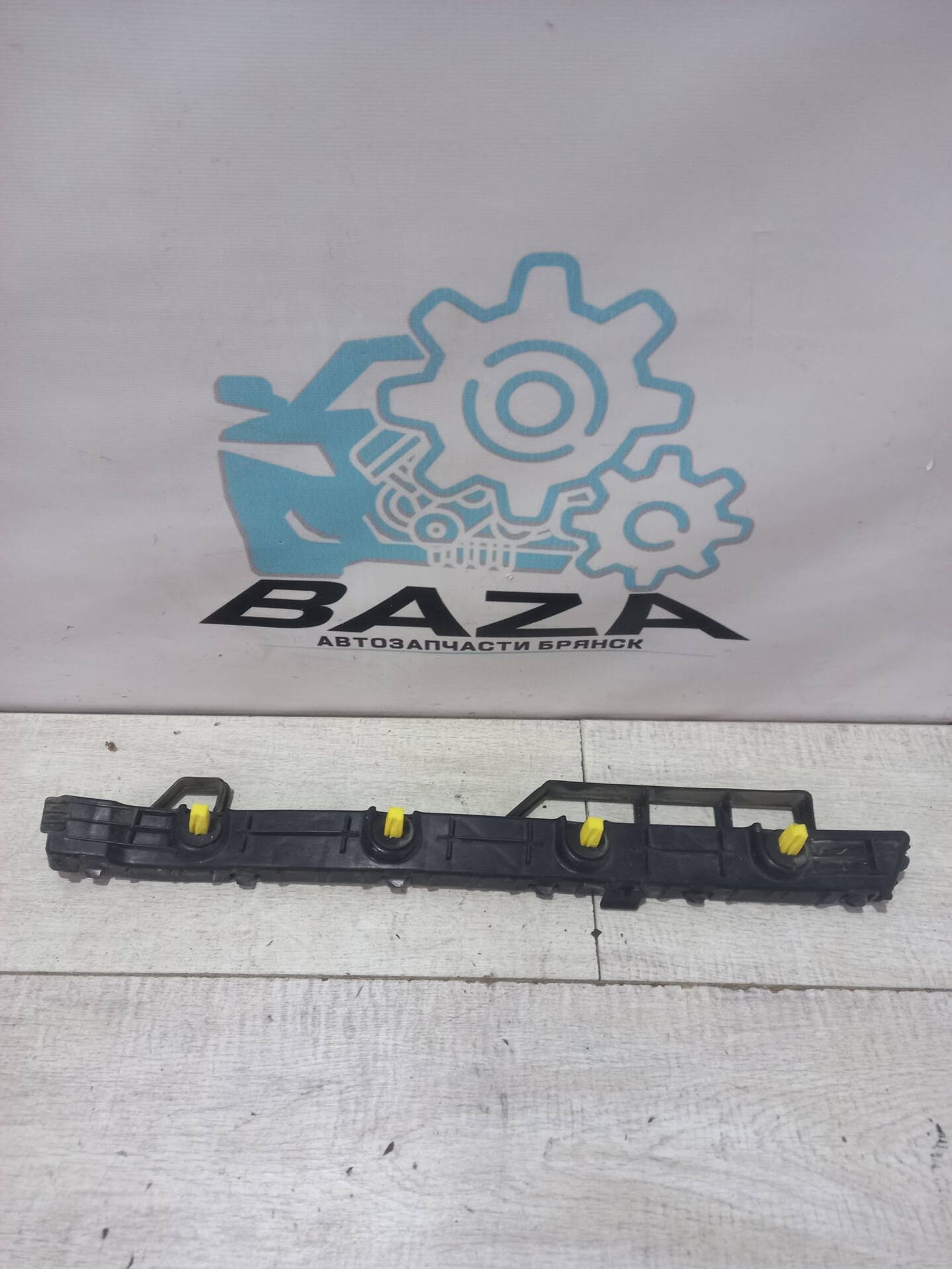 Кронштейн заднего бампера левый Kia Rio 4, 1000 рублей, Брянск