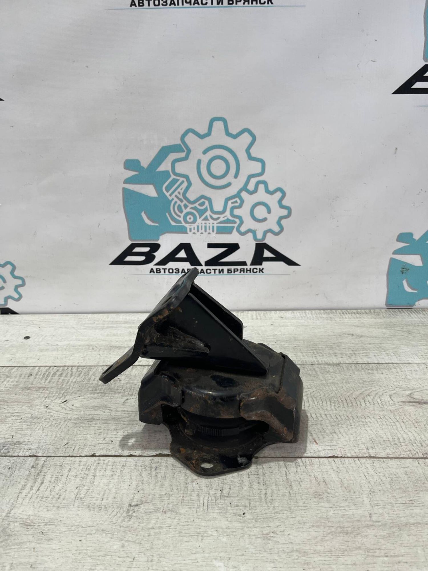 Опора двигателя Mitsubishi Pajero 4, 2000 рублей, Брянск