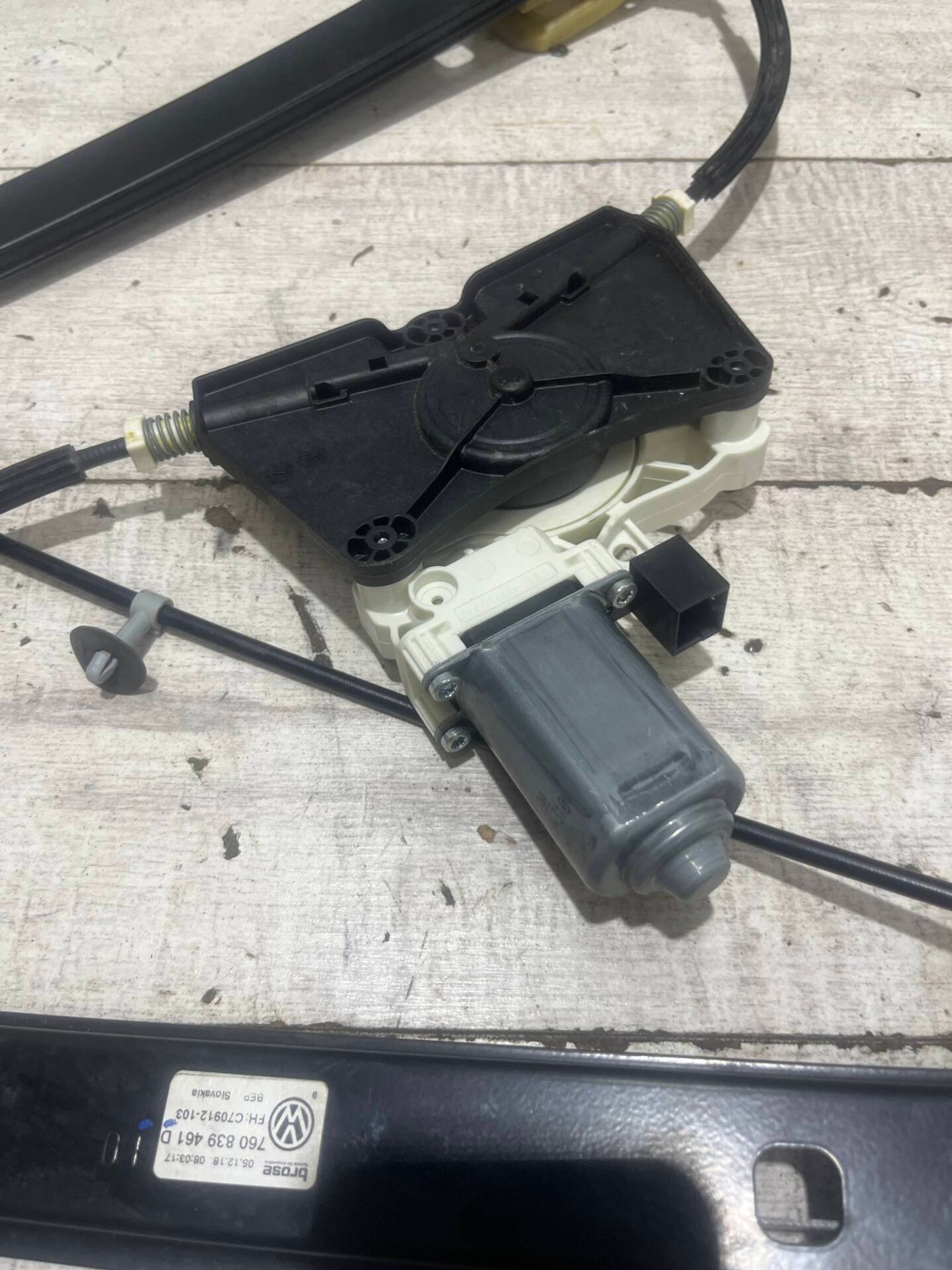 Стеклоподъемник задний левый Volkswagen Touareg 3, 6000 рублей, Брянск