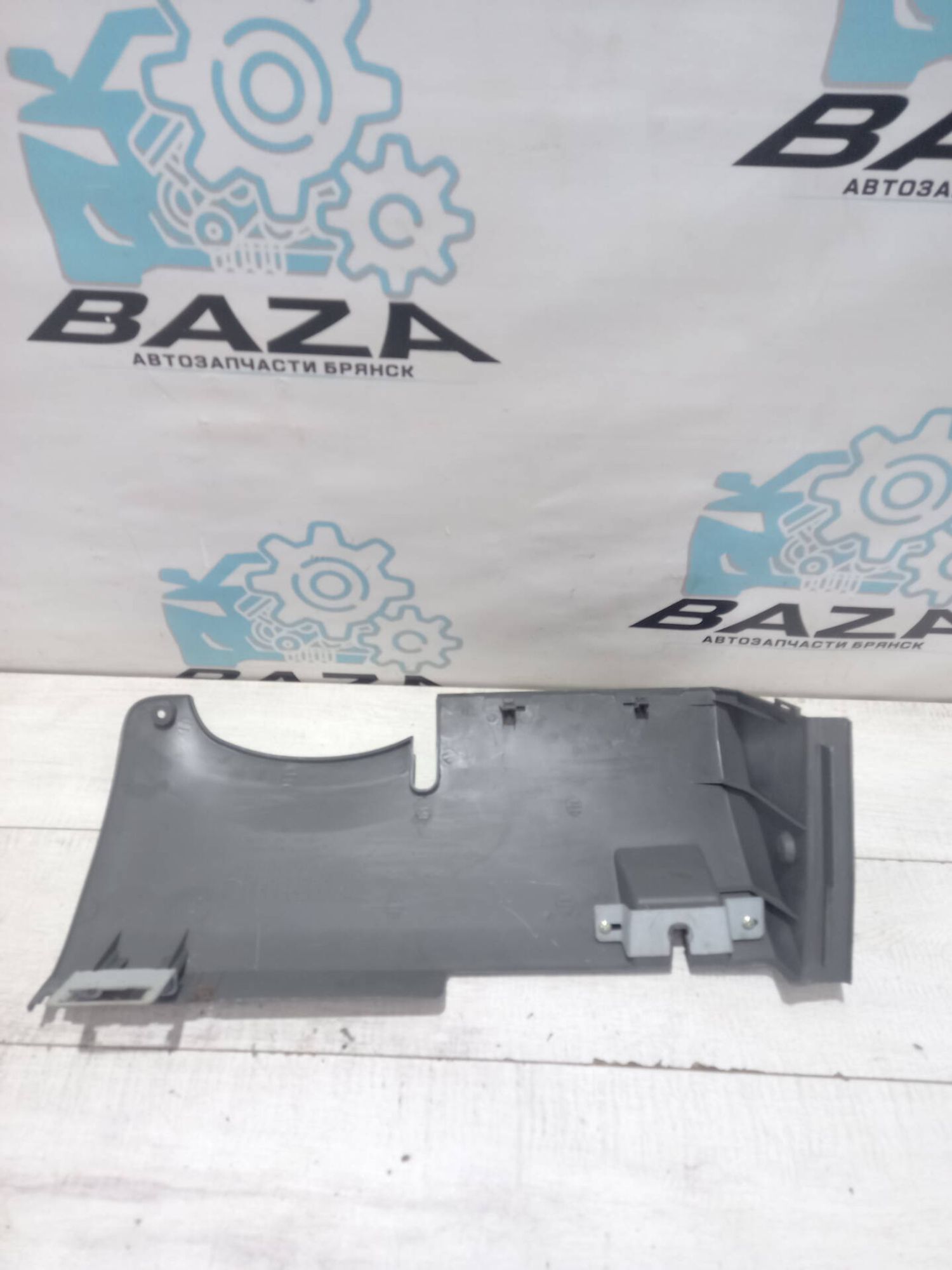 Подрулевая накладка Kia Spectra, 500 рублей, Брянск