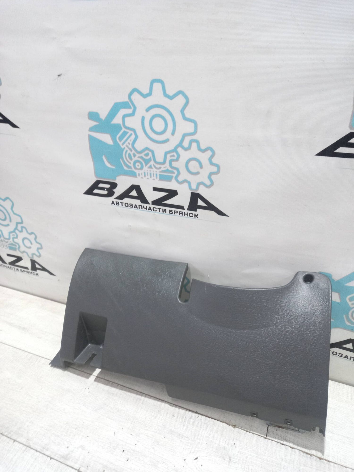 Подрулевая накладка Kia Spectra, 500 рублей, Брянск