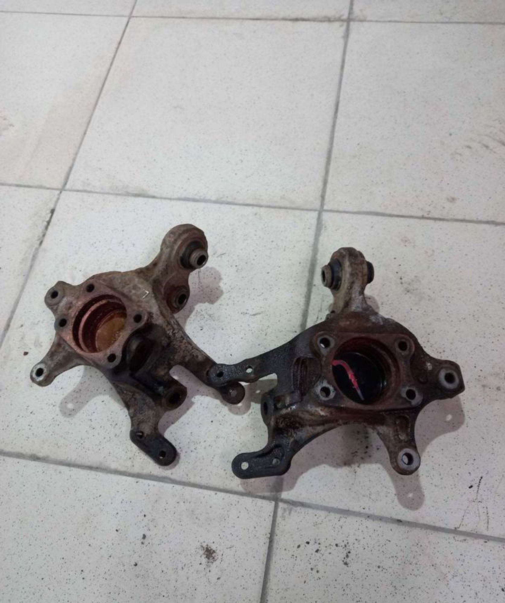 Кулак задний Hyundai Elantra HD, 2000 рублей, Брянск