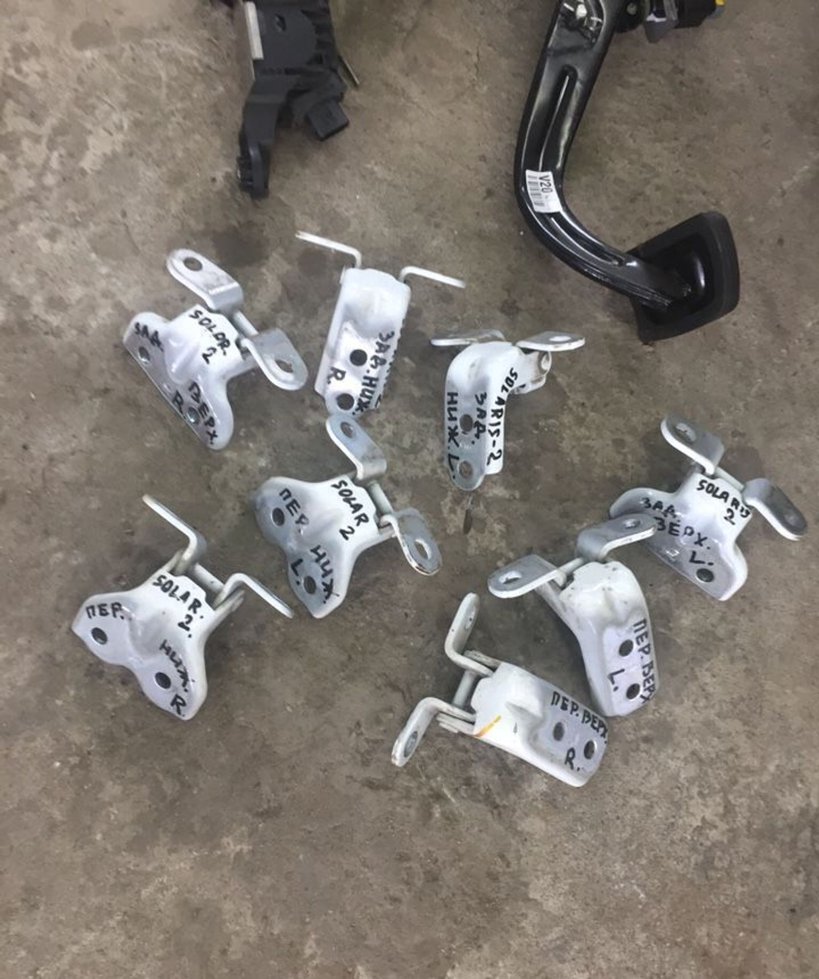 Петли Hyundai Solaris 2, 1000 рублей, Брянск