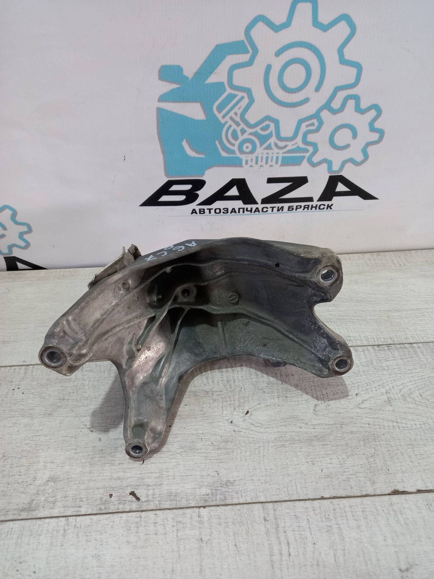 Кронштейн правой подушки двигателя Audi A6 C7, 3000 рублей, Брянск