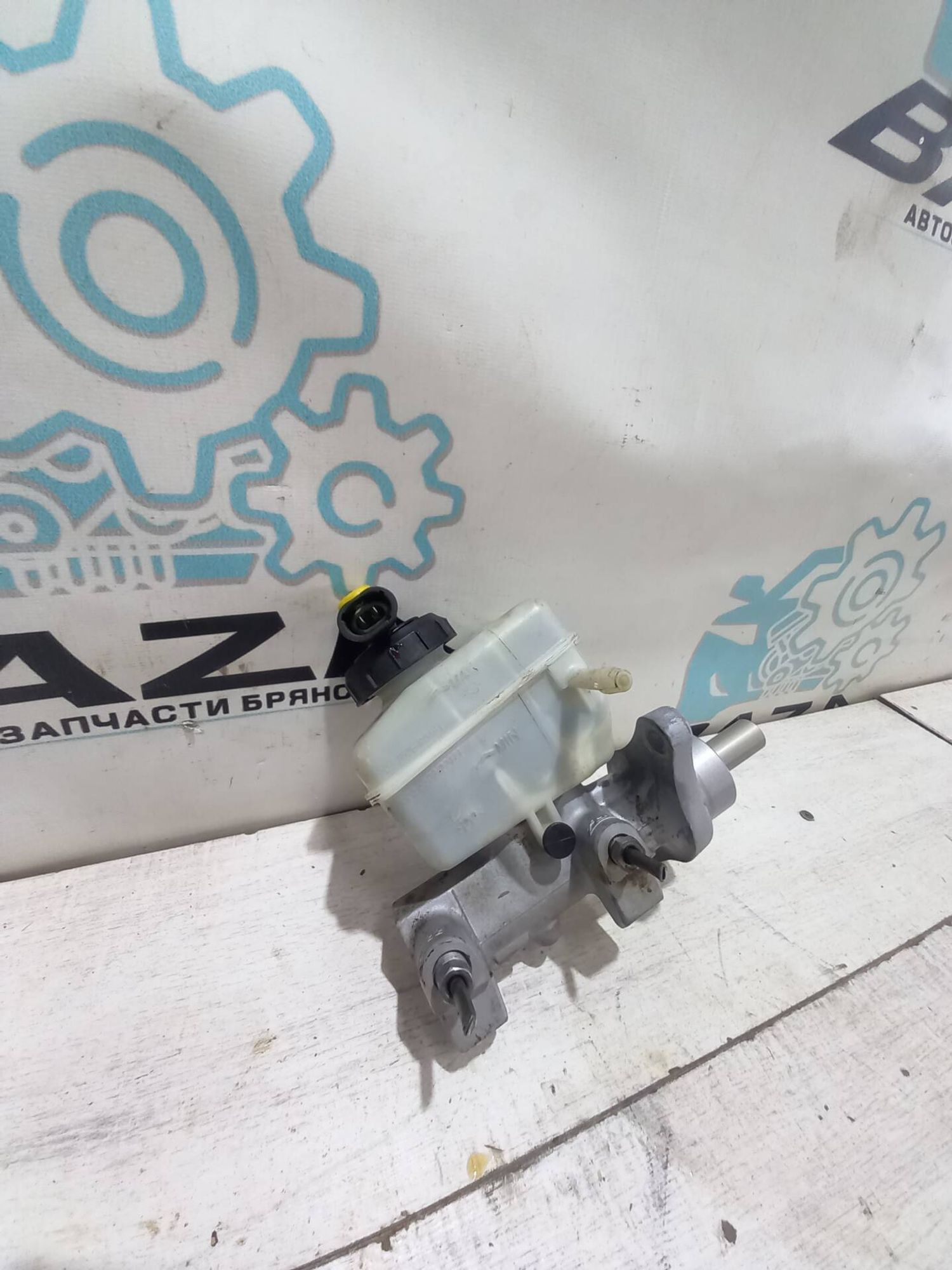 Цилиндр тормозной главный Renault Duster, 1600 рублей, Брянск