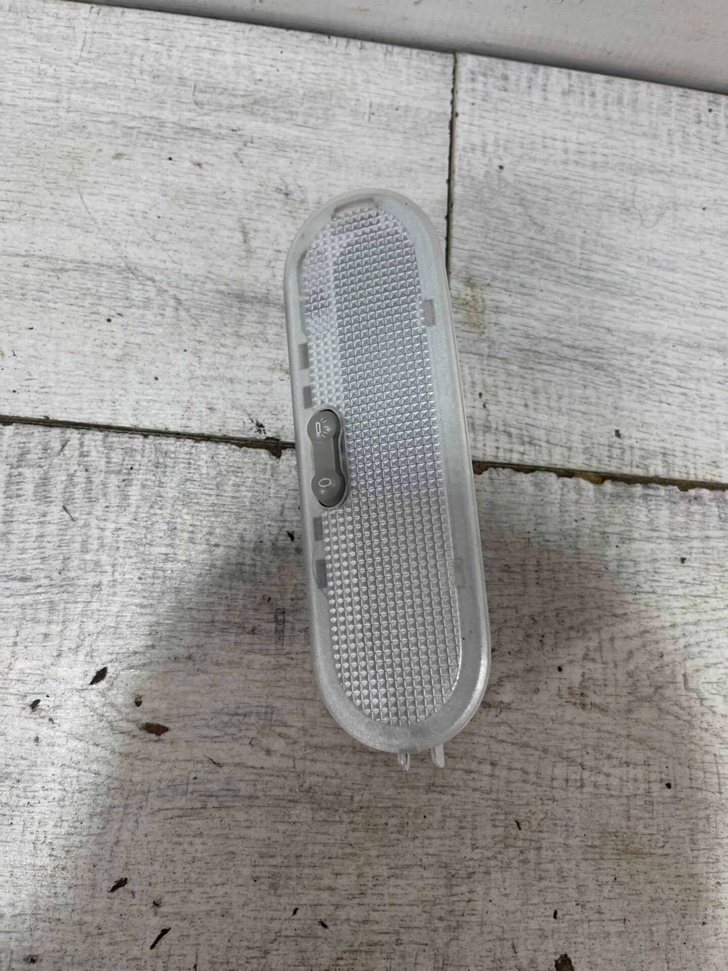 Плафон салонный Renault Sandero Stepway, 500 рублей, Брянск