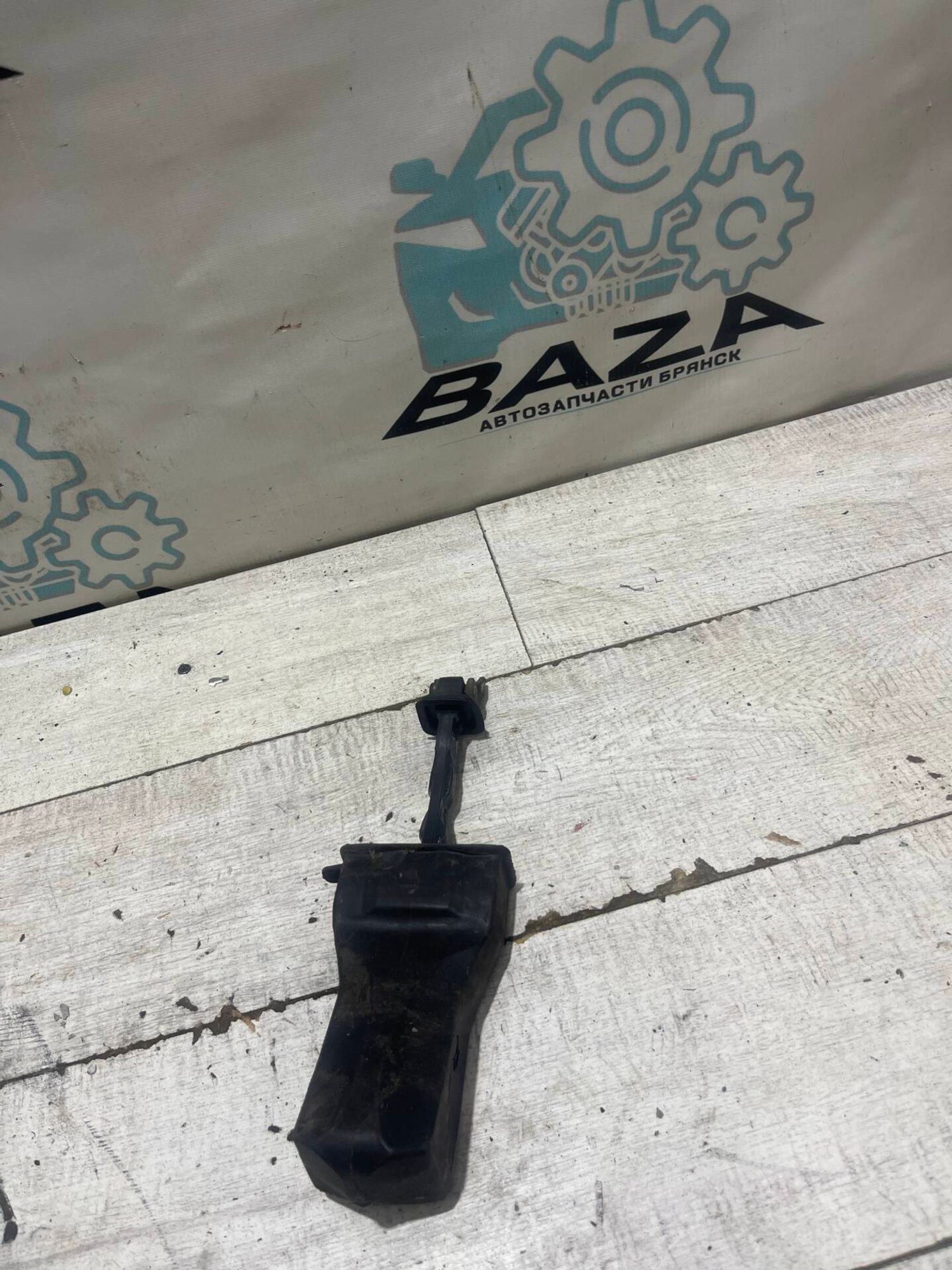 Ограничитель пер. Правой  двери Volkswagen Polo 5, 500 рублей, Брянск