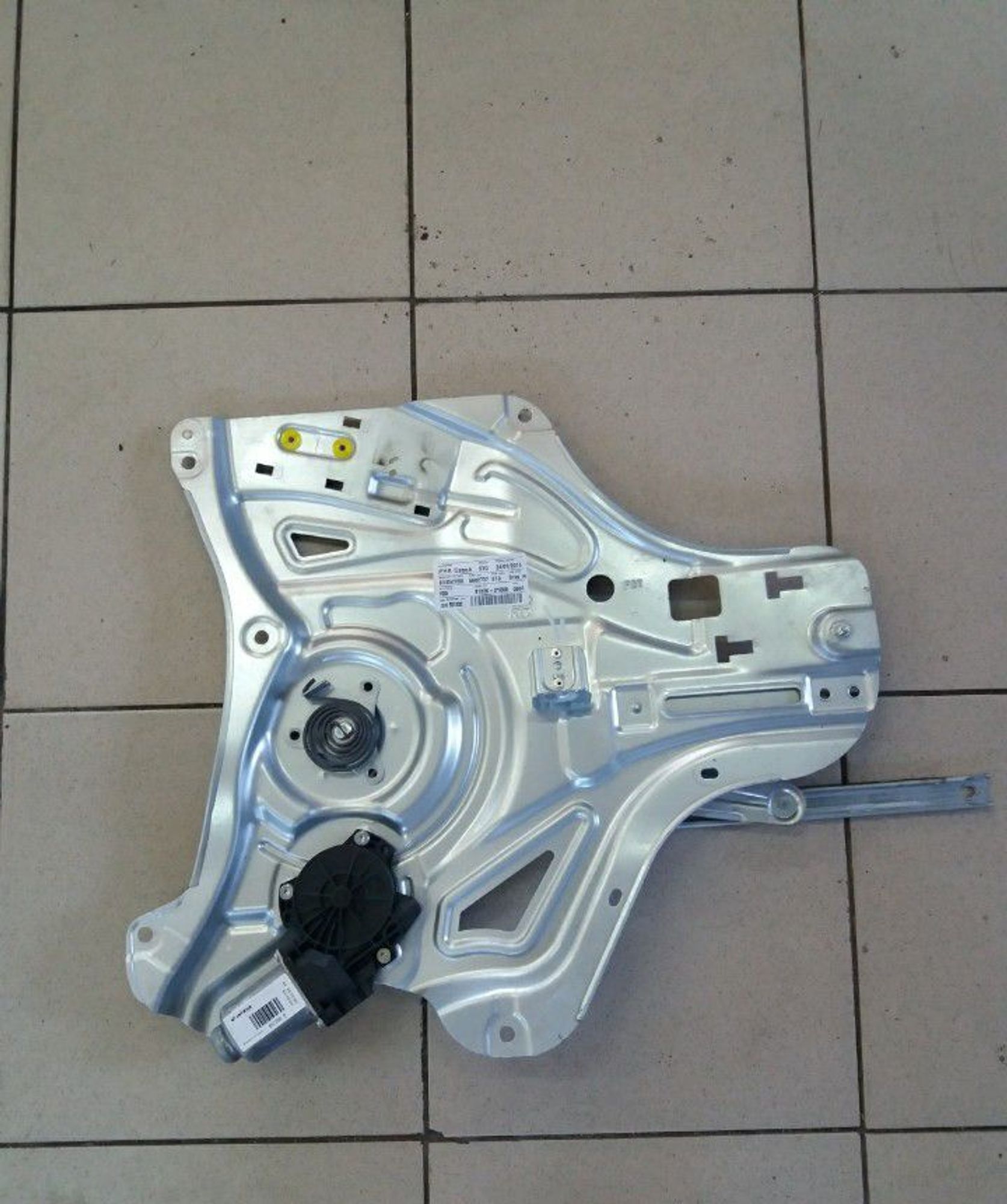 Стекподьемник передней правой двери Hyundai IX 35, 2000 рублей, Брянск