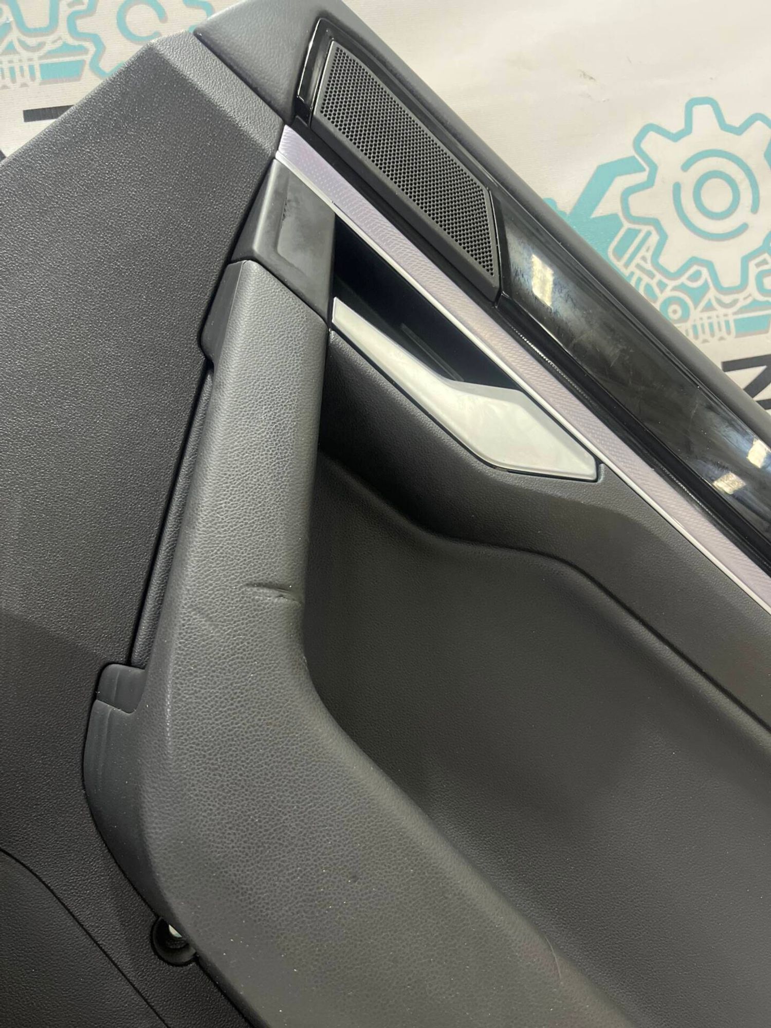 Обшивка двери задней правой Volkswagen Touareg 3, 12000 рублей, Брянск
