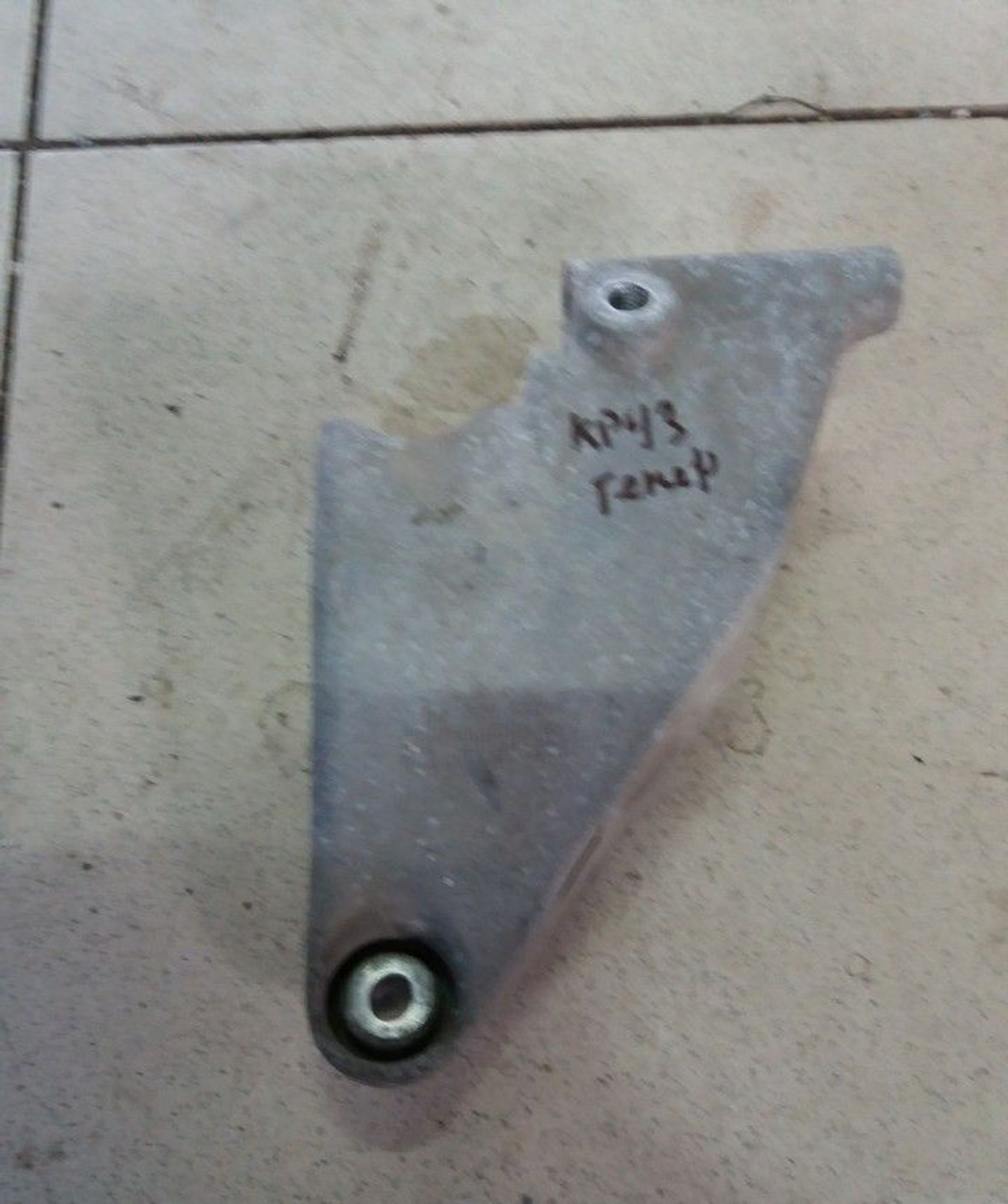 Кронштейн генератора Chevrolet Cruze, 500 рублей, Брянск