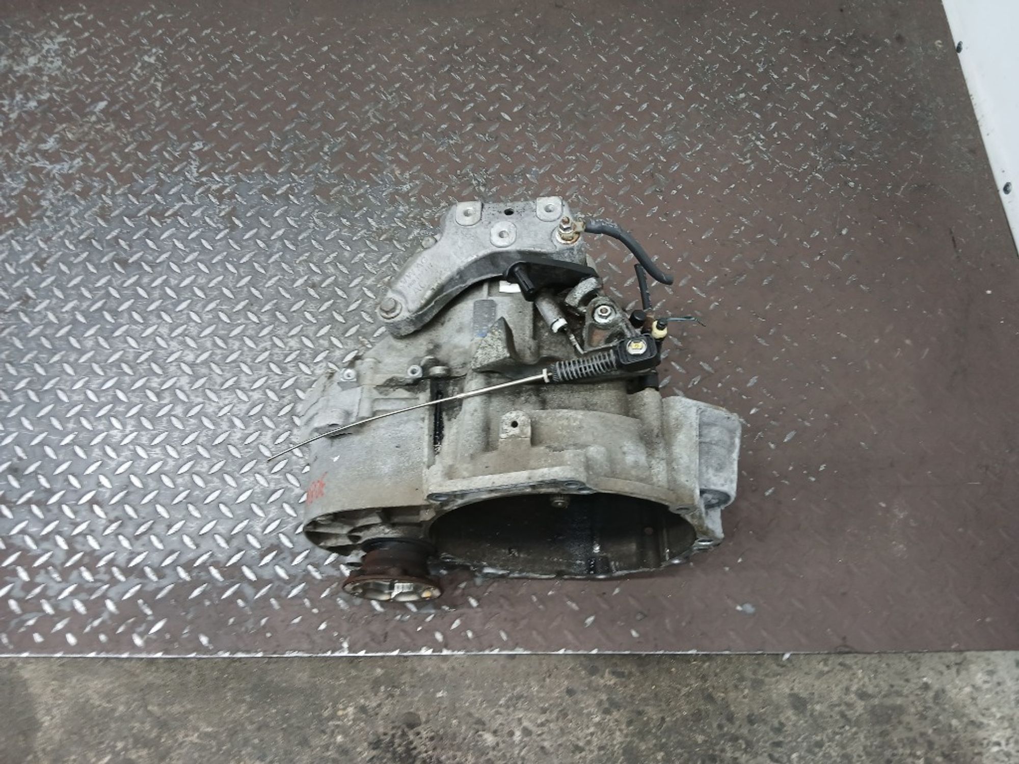 МКПП Volkswagen Golf CFGB, 15000 рублей, Ростов-на-Дону