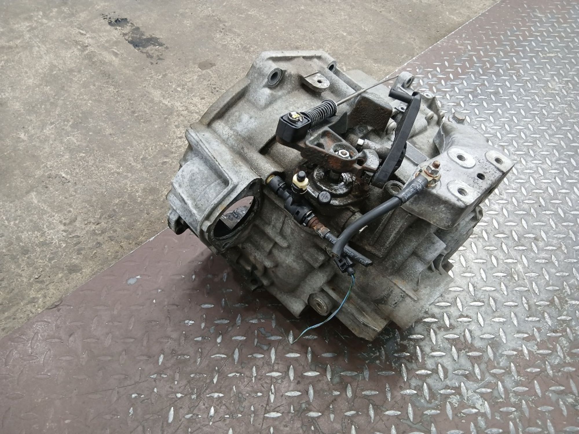 МКПП Volkswagen Golf CFGB, 15000 рублей, Ростов-на-Дону
