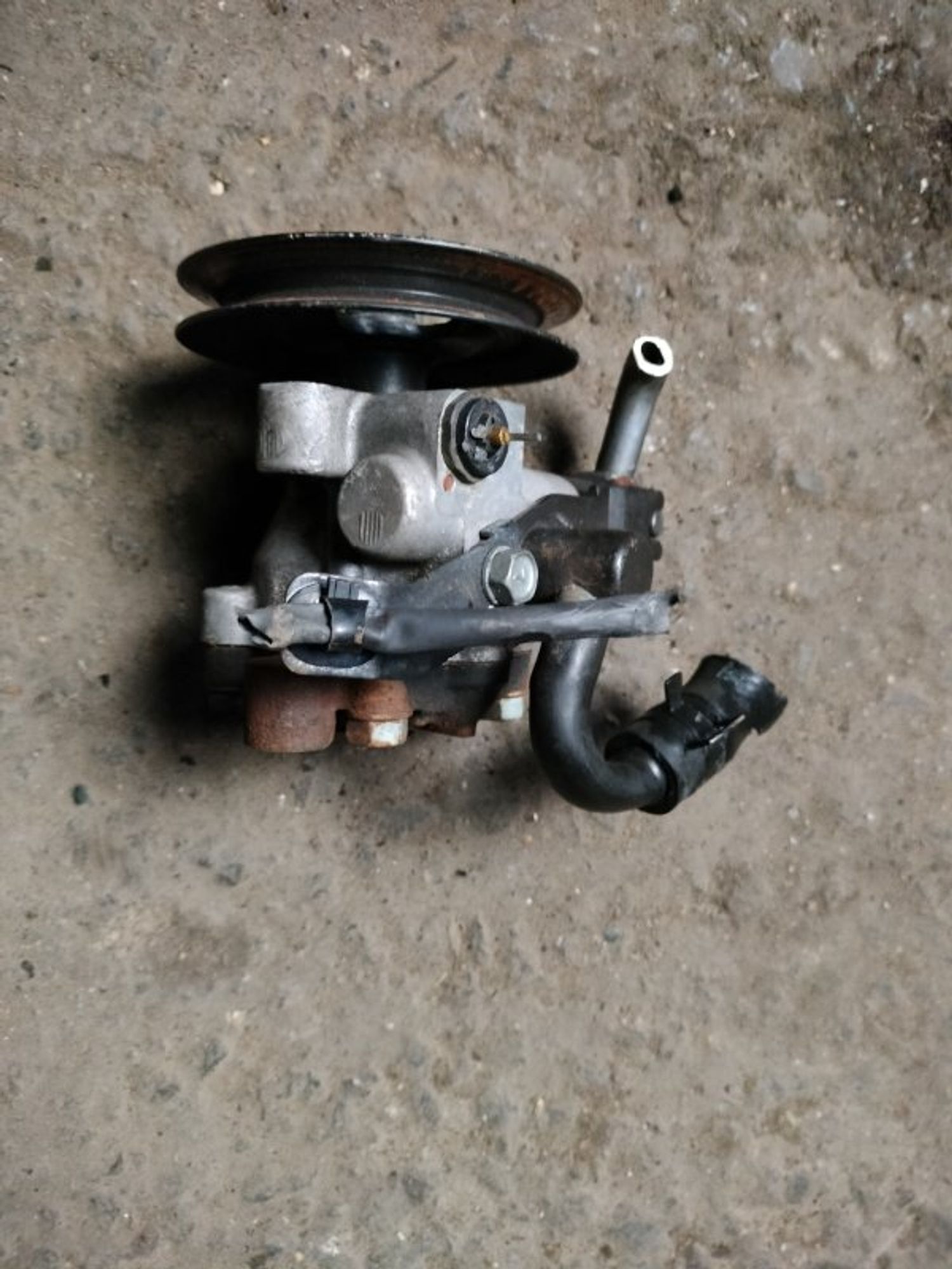 Насос гидроусилителя руля KIA Rio 2 G4EE, 3000 рублей, Ростов-на-Дону