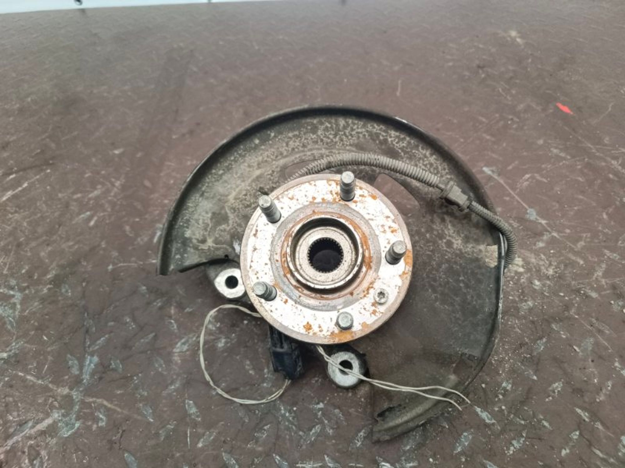 Кулак поворотный передний левый Chevrolet Cruze, 2000 рублей, Ростов-на-Дону