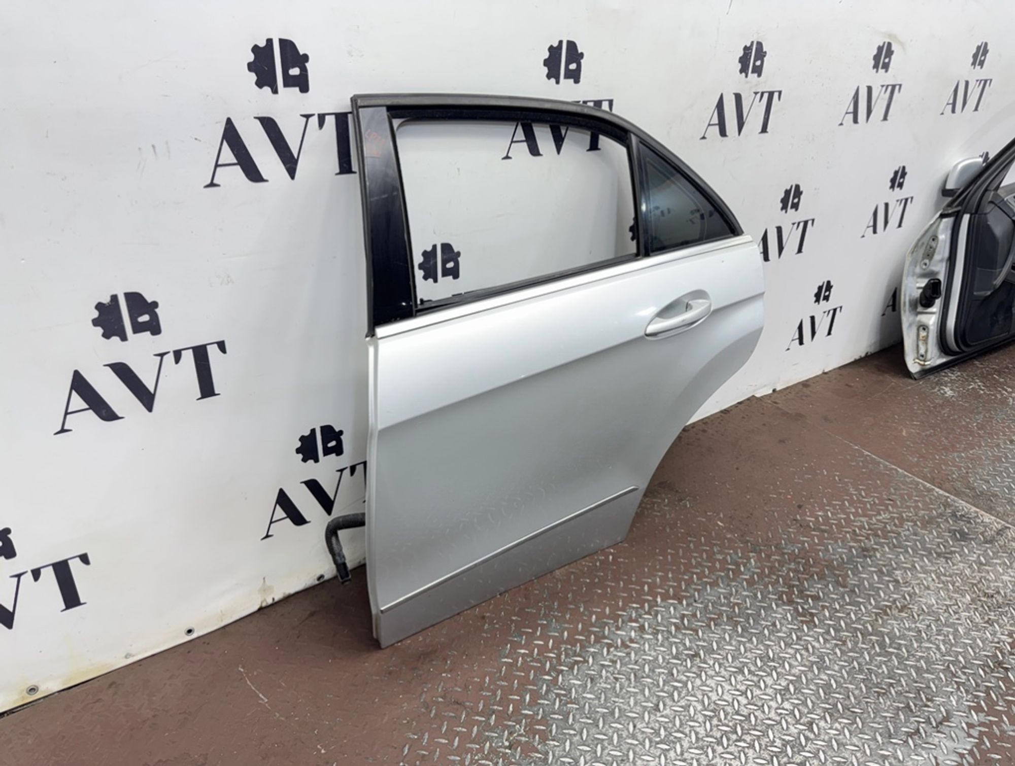 Дверь боковая задняя левая Mercedes-Benz E-Class, 25000 рублей, Ростов-на-Дону