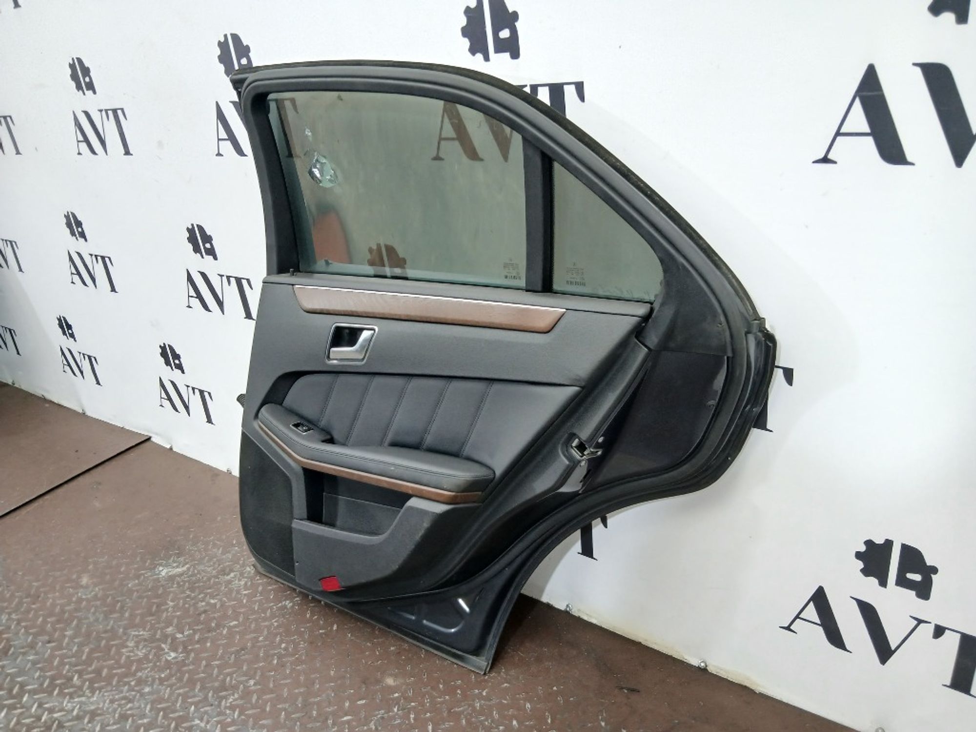 Дверь боковая задняя правая Mercedes-Benz E-Class, 11000 рублей, Ростов-на-Дону