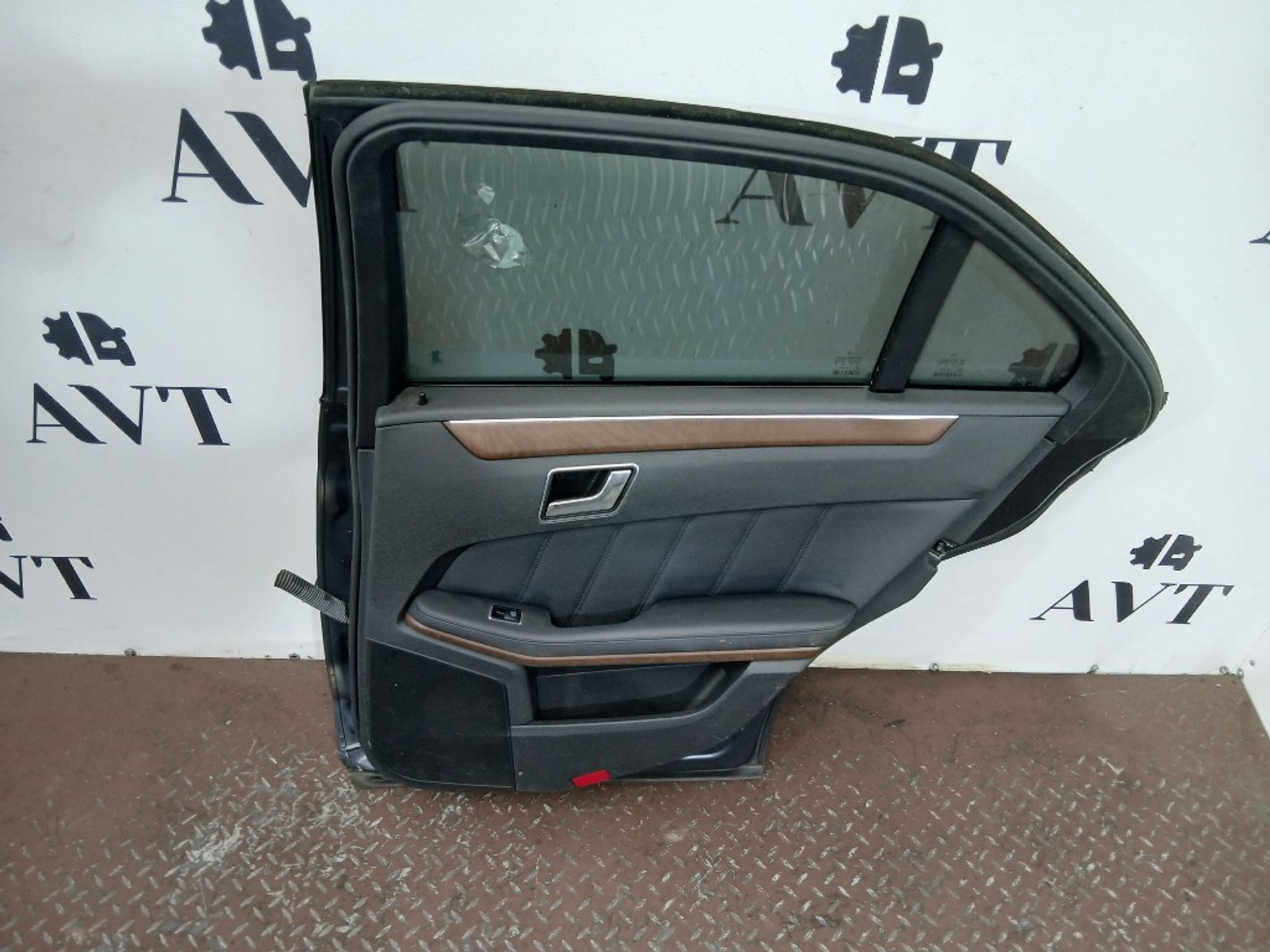 Дверь боковая задняя правая Mercedes-Benz E-Class, 11000 рублей, Ростов-на-Дону