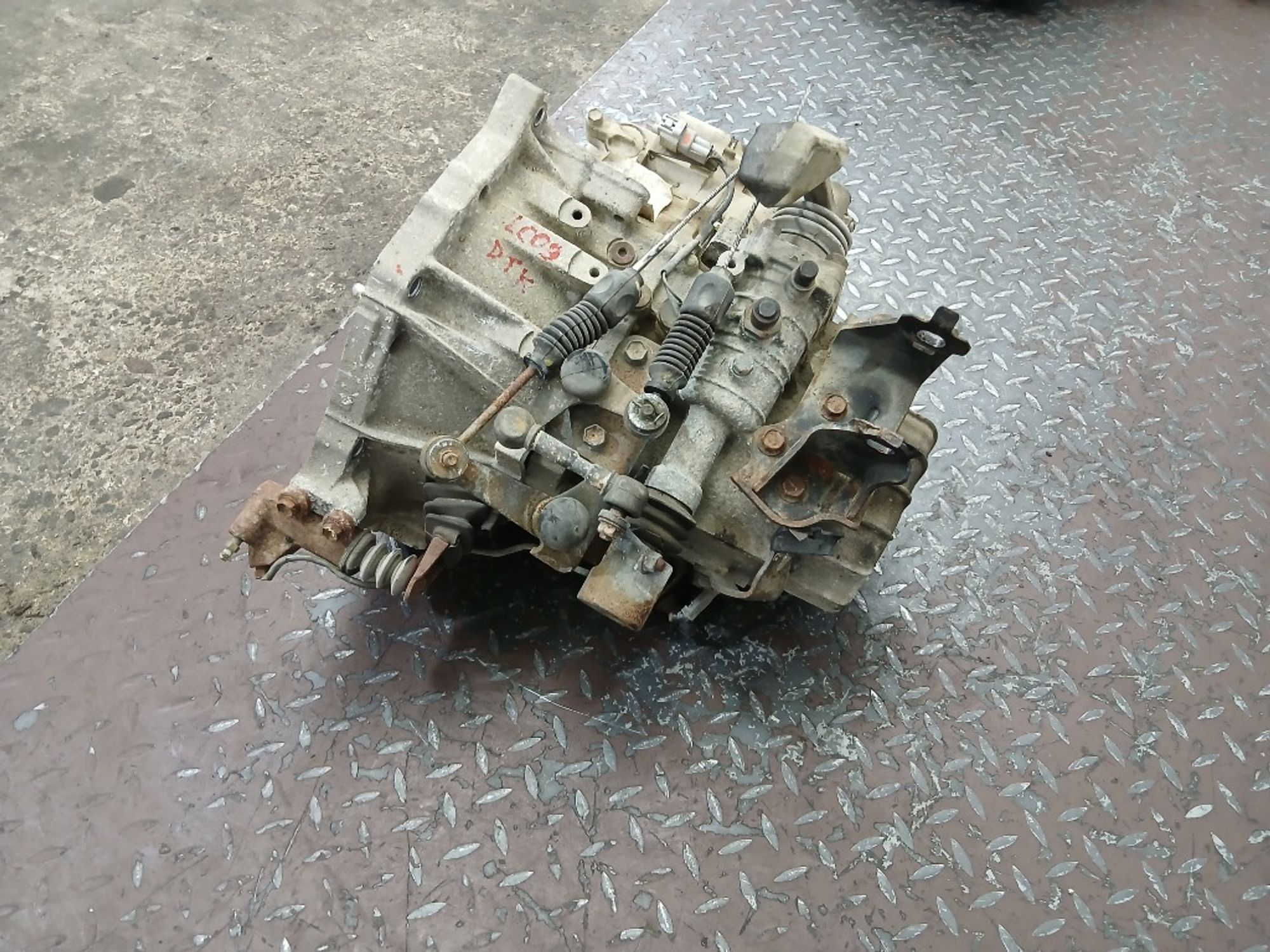 МКПП Toyota Auris 1ZR-FE, 30000 рублей, Ростов-на-Дону