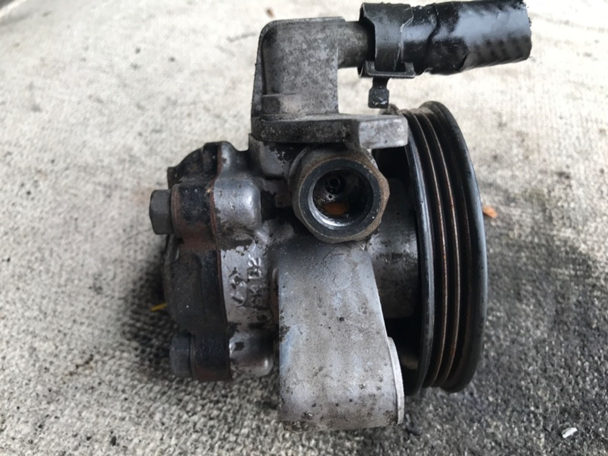 Насос гидроусилителя руля Hyundai Coupe G4GC, 3200 рублей, Ростов-на-Дону