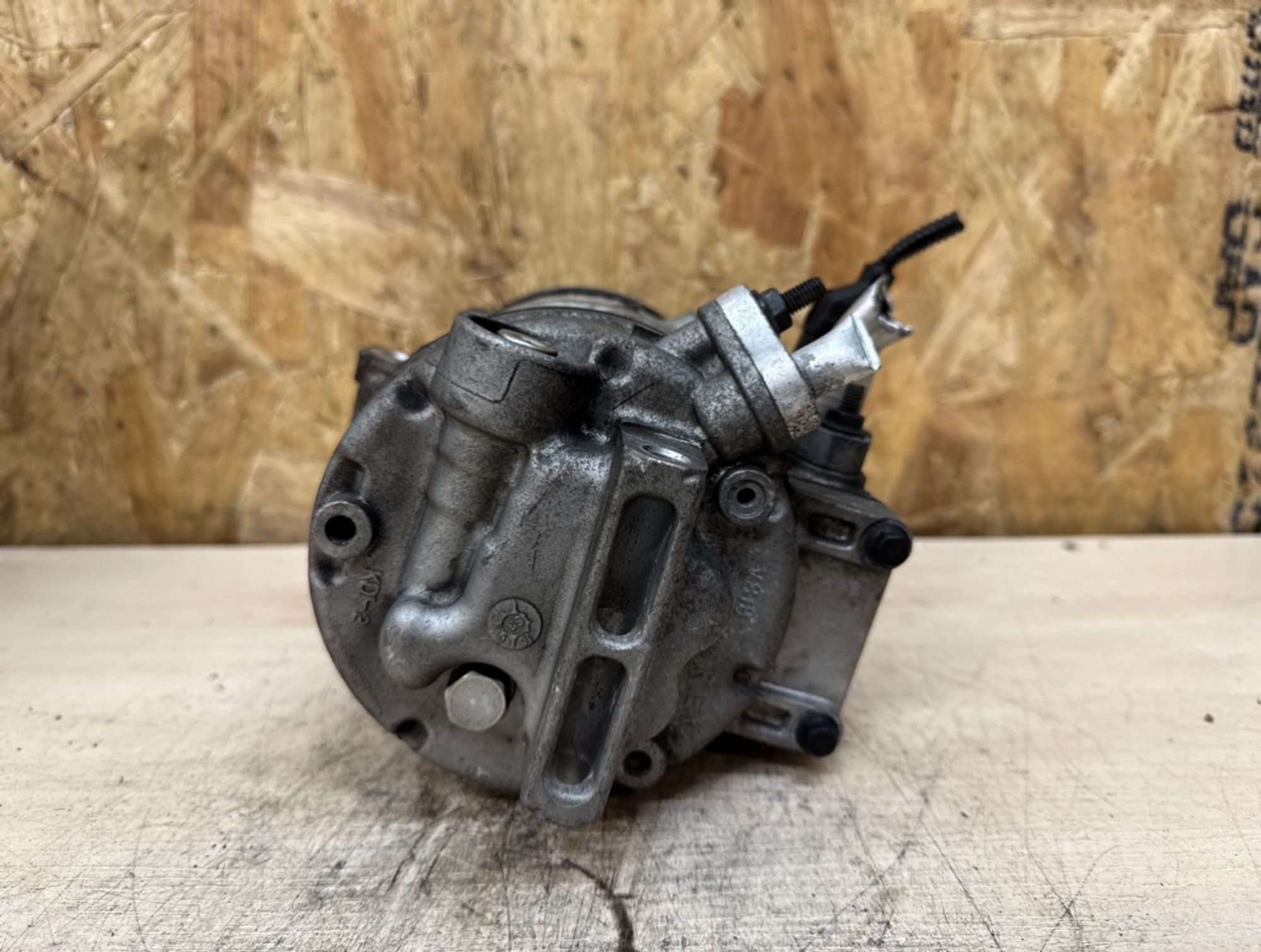 Компрессор кондиционера Hyundai Santa Fe D4HB, 10000 рублей, Ростов-на-Дону