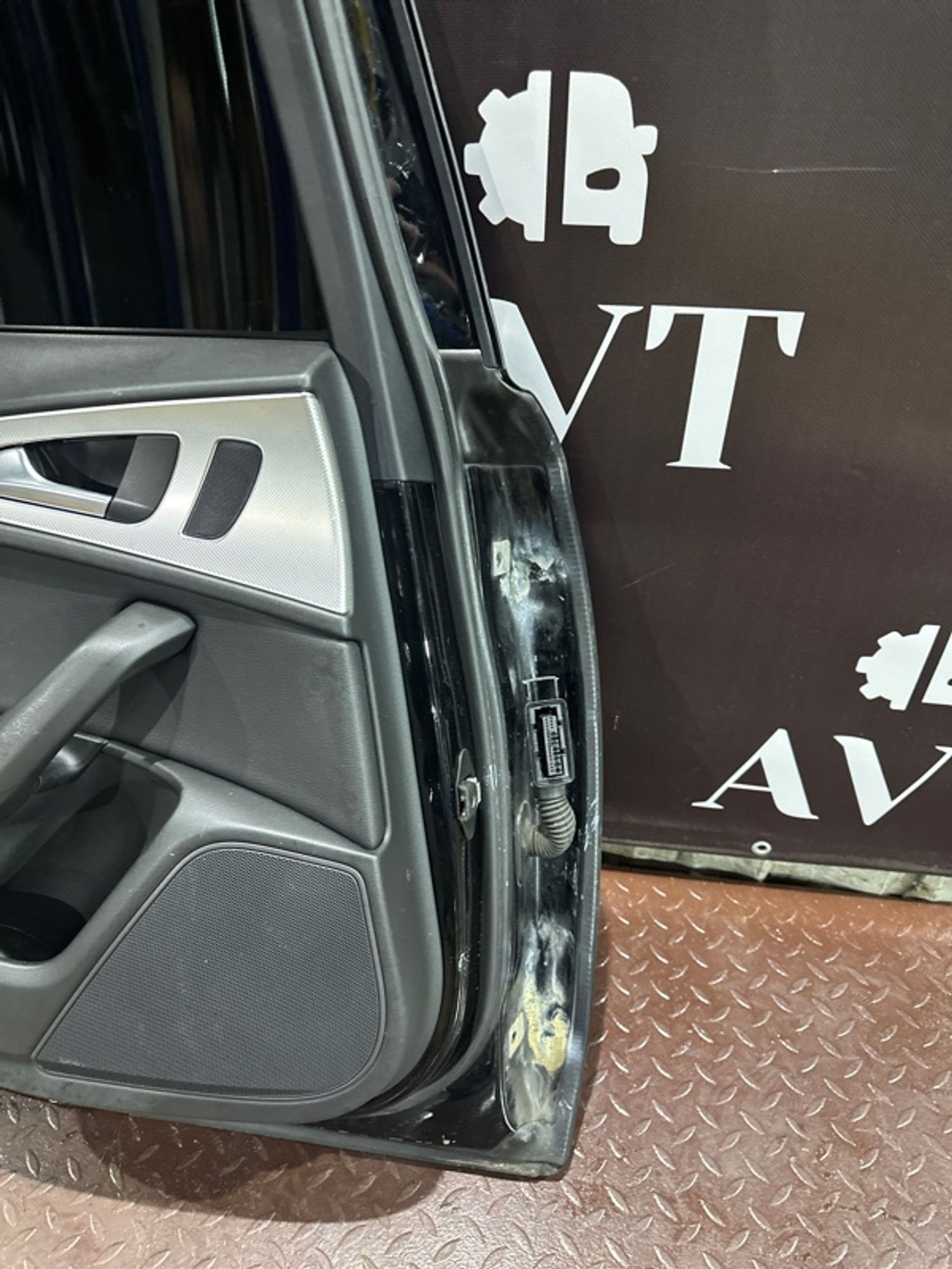 Дверь боковая задняя левая Audi A6 C7, 20000 рублей, Ростов-на-Дону