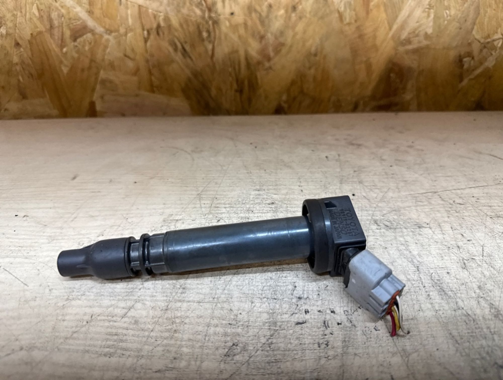 Катушка зажигания Toyota Auris 1NR-FE, 1000 рублей, Ростов-на-Дону