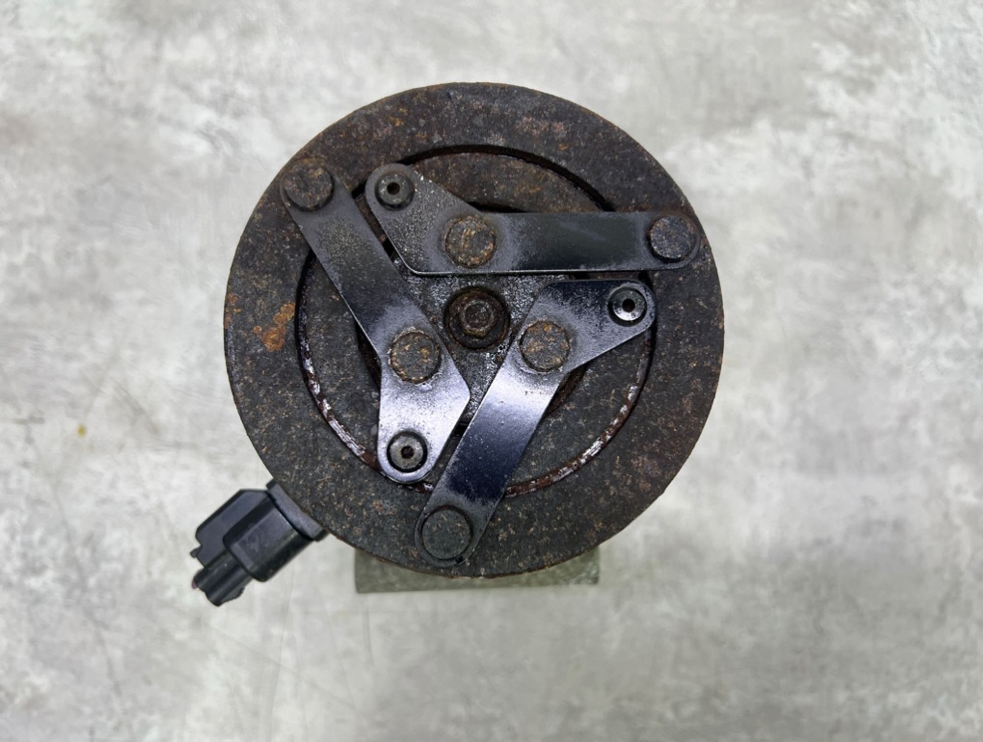 Компрессор кондиционера Ford Focus IQDB, 7000 рублей, Ростов-на-Дону