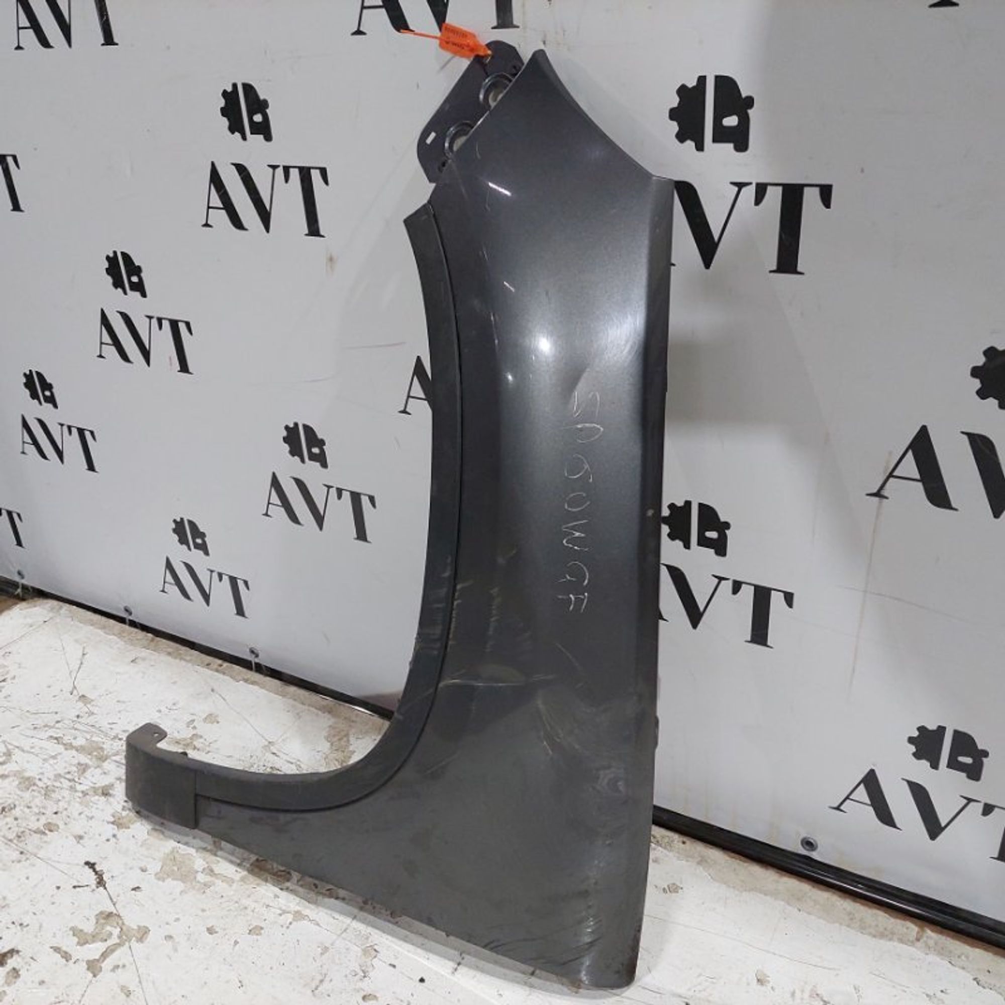 Крыло переднее левое Volkswagen Tiguan NF, 8000 рублей, Ростов-на-Дону