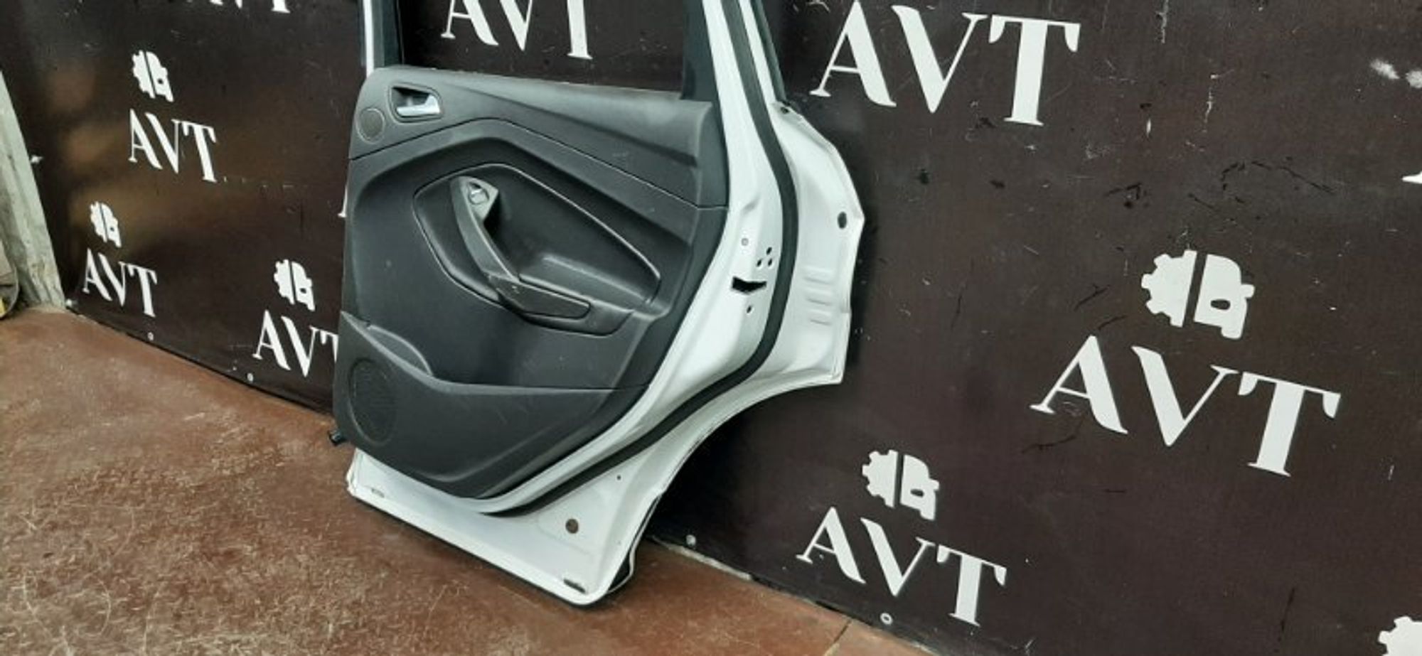 Дверь боковая задняя правая Ford Kuga, 45000 рублей, Ростов-на-Дону