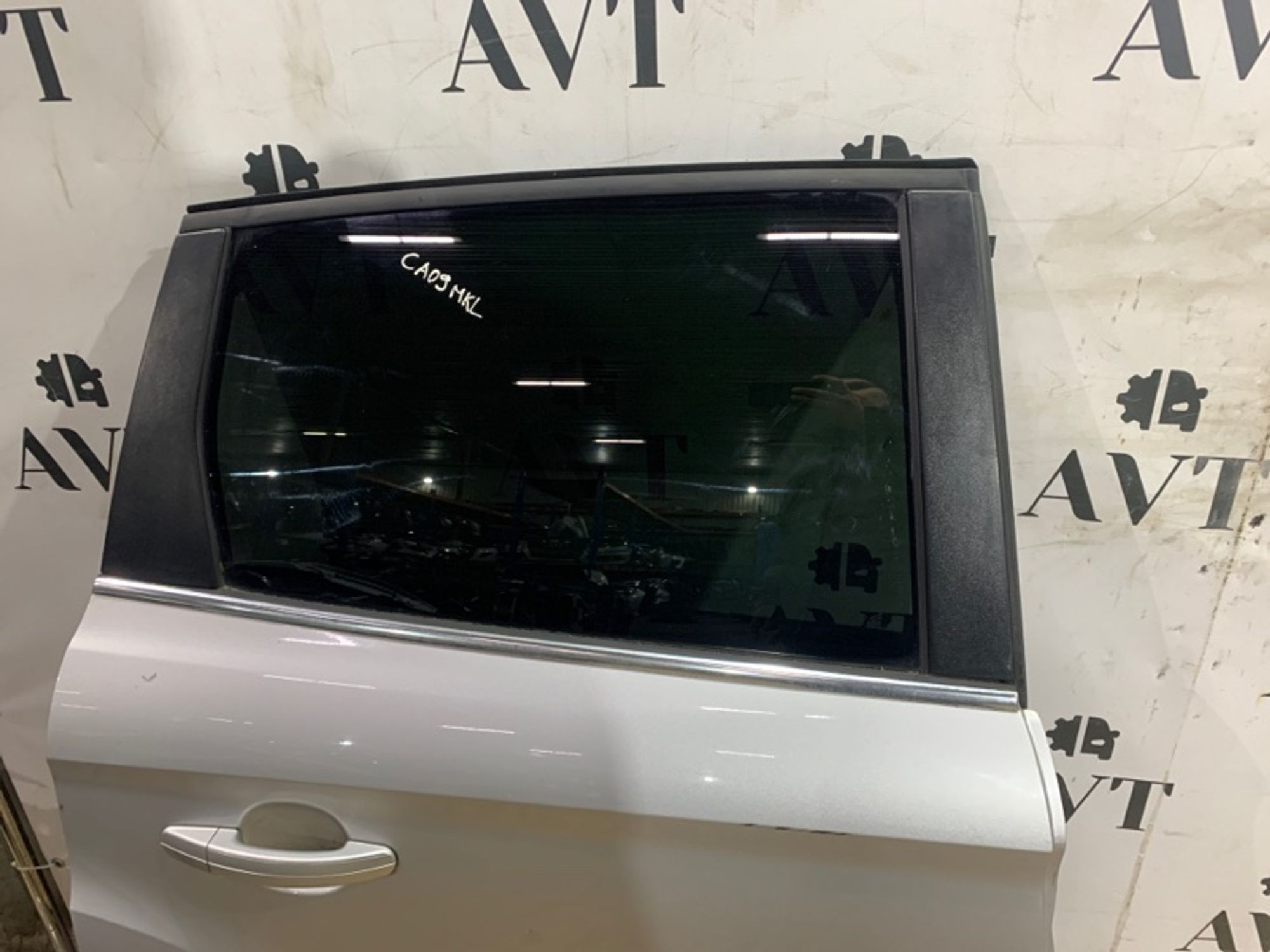 Дверь боковая задняя правая Ford Kuga, 12000 рублей, Ростов-на-Дону