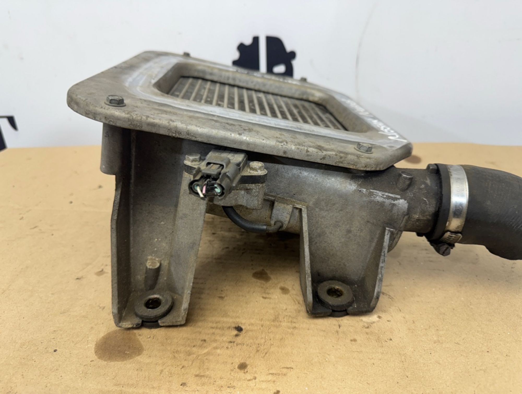 Интеркулер Nissan Navara YD25DDTI, 10000 рублей, Ростов-на-Дону