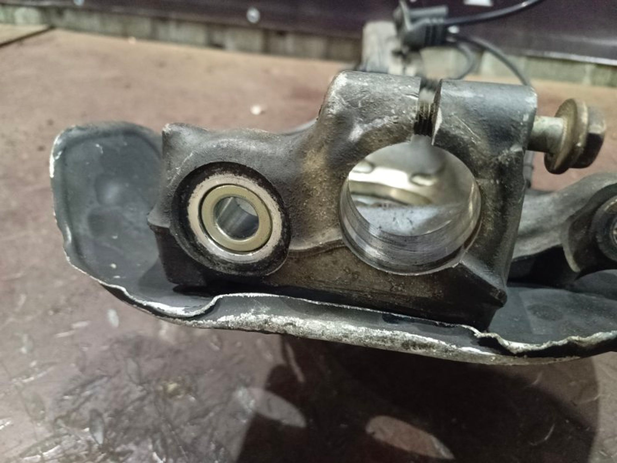 Кулак поворотный передний левый Audi A6 ALLROAD C7, 25000 рублей, Ростов-на-Дону