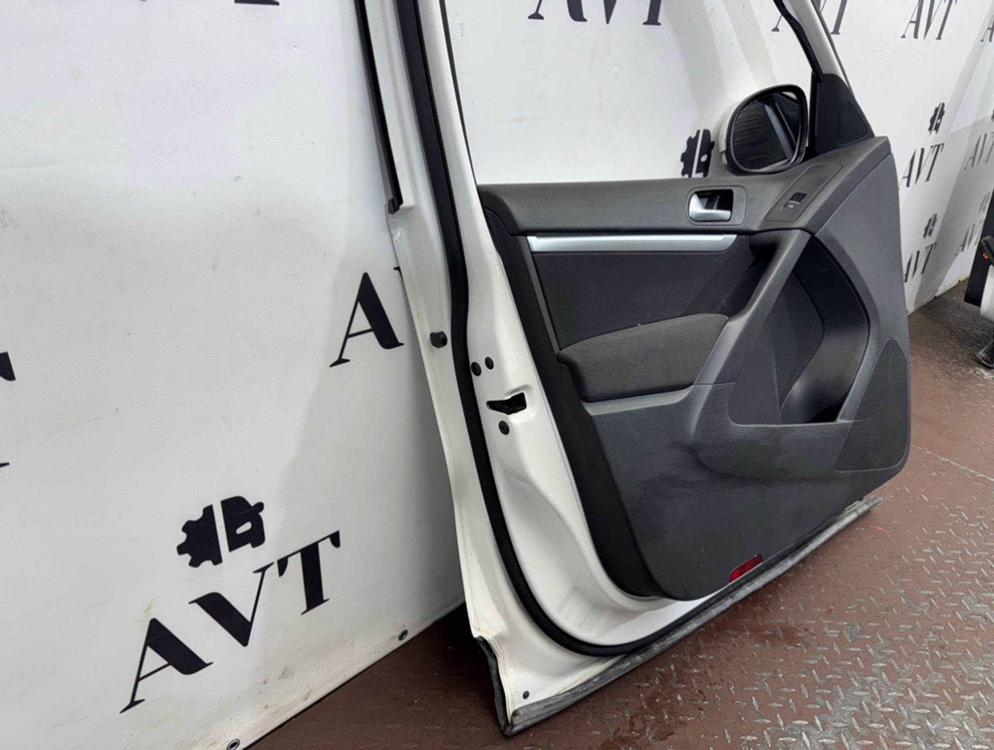 Дверь боковая передняя левая Volkswagen Tiguan NF, 35000 рублей, Ростов-на-Дону