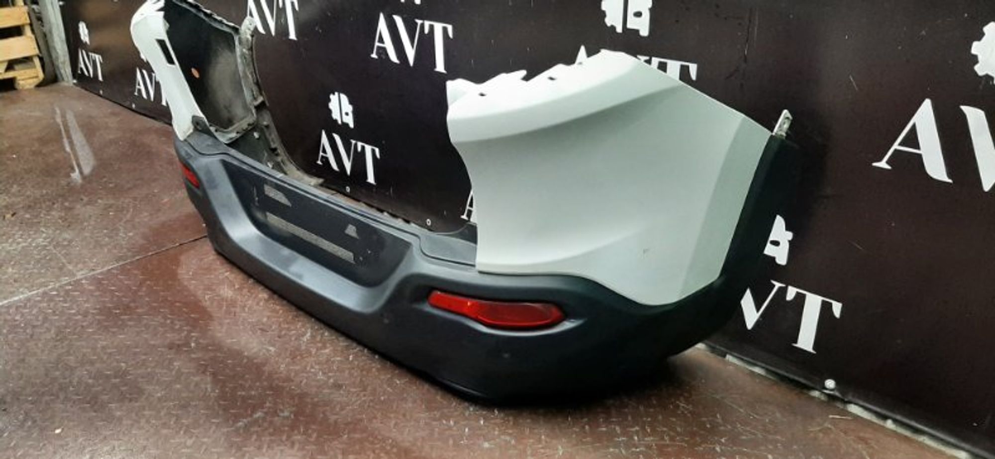 Бампер задний Jeep Cherokee KL, 40000 рублей, Ростов-на-Дону