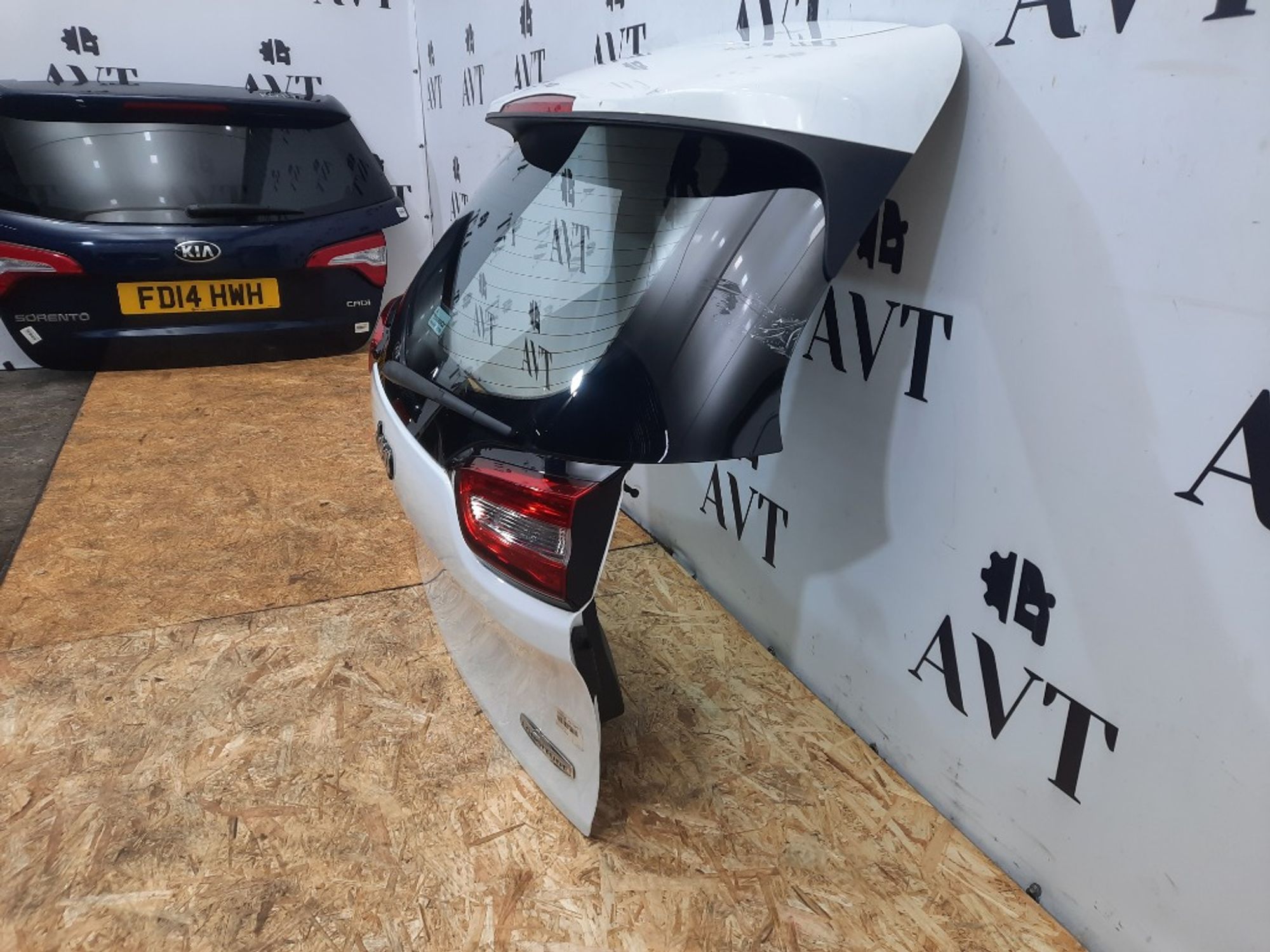 Крышка багажника Jeep Cherokee KL, 75000 рублей, Ростов-на-Дону