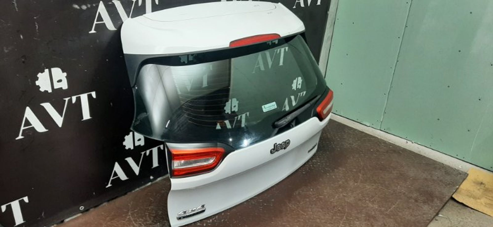 Крышка багажника Jeep Cherokee KL, 75000 рублей, Ростов-на-Дону