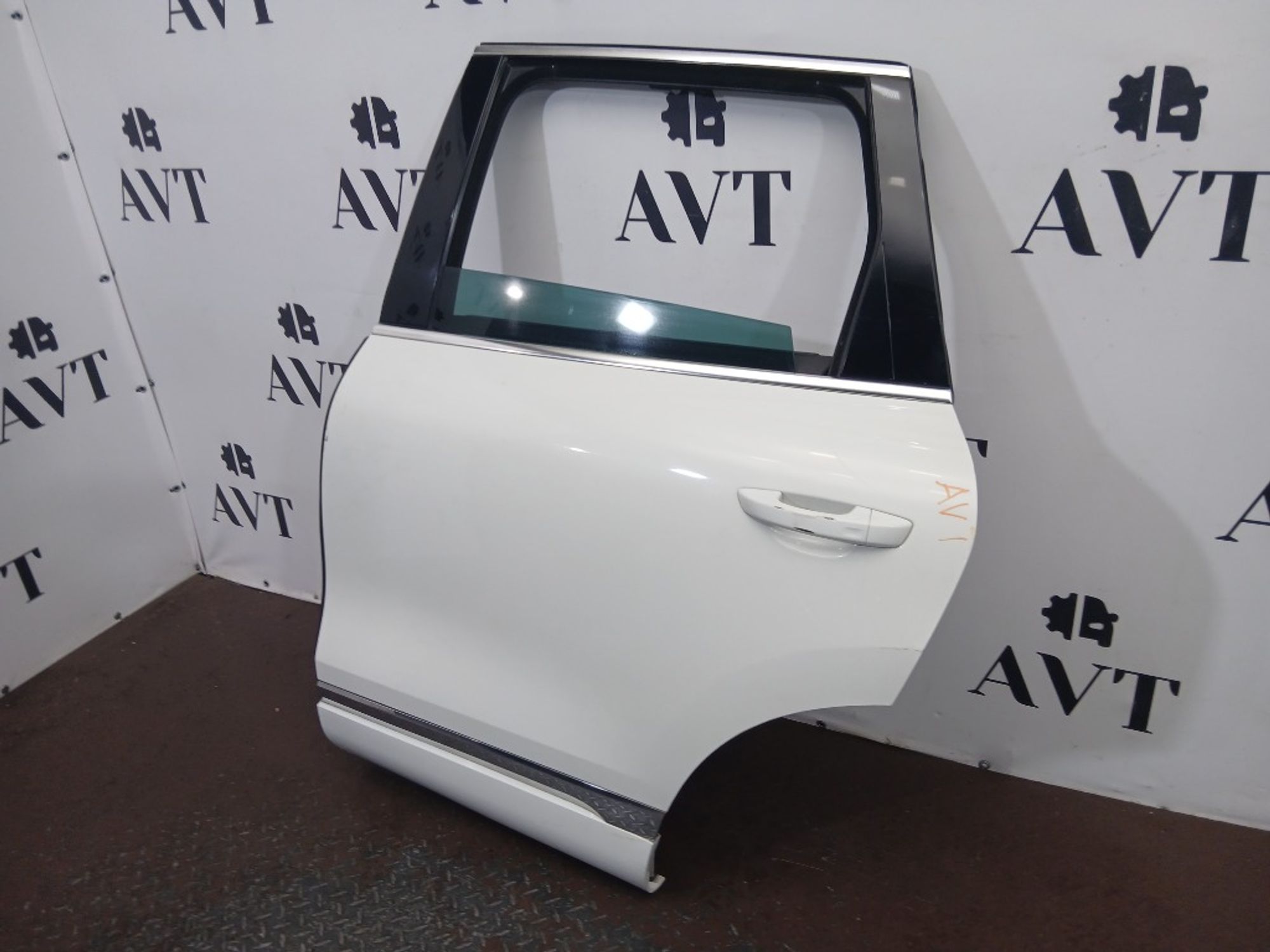 Дверь боковая задняя левая Volkswagen Touareg NF, 40000 рублей, Ростов-на-Дону