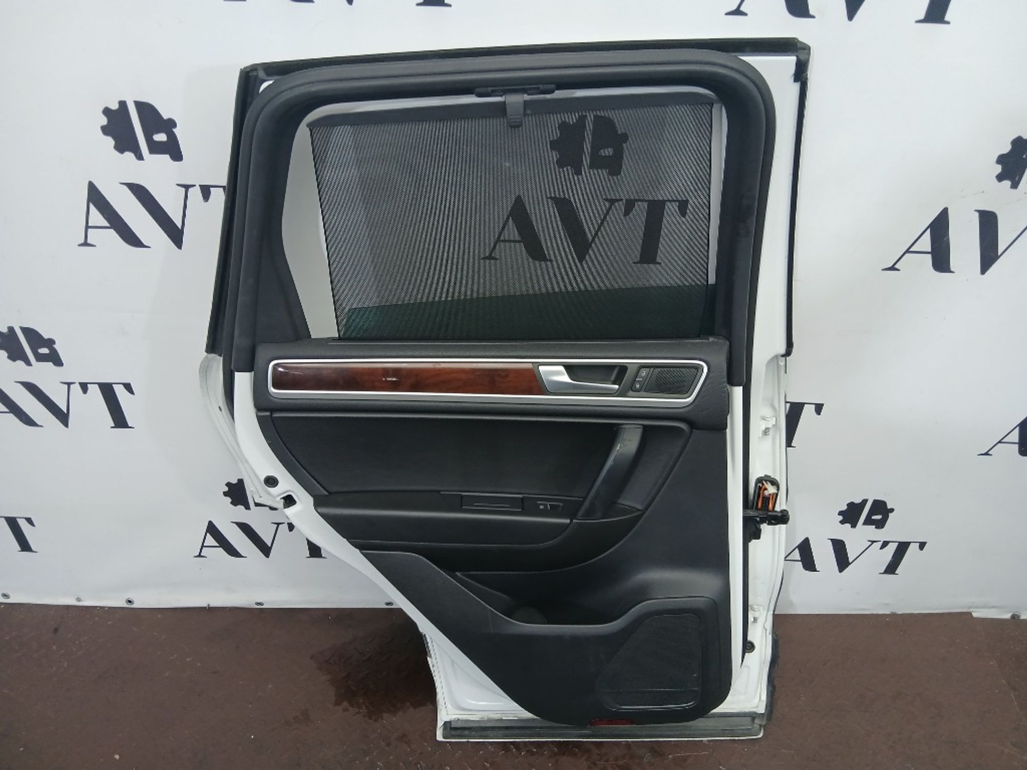 Дверь боковая задняя левая Volkswagen Touareg NF, 40000 рублей, Ростов-на-Дону