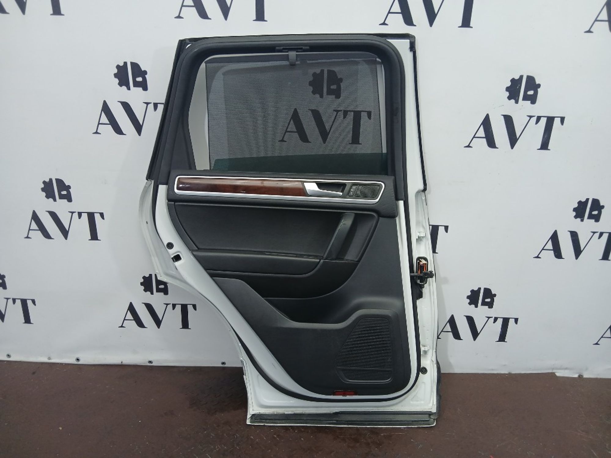 Дверь боковая задняя левая Volkswagen Touareg NF, 40000 рублей, Ростов-на-Дону