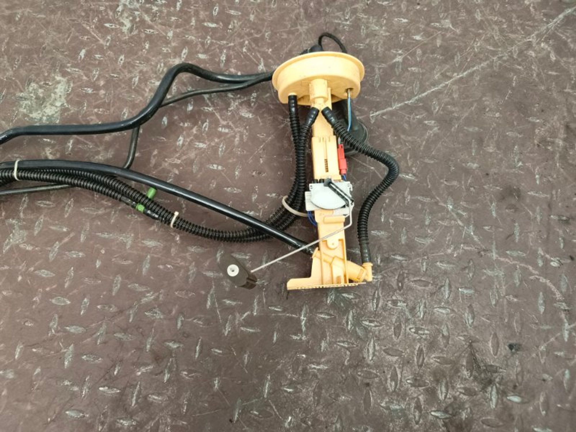 Датчик уровня топлива BMW X5 E70 N57D30B, 3000 рублей, Ростов-на-Дону