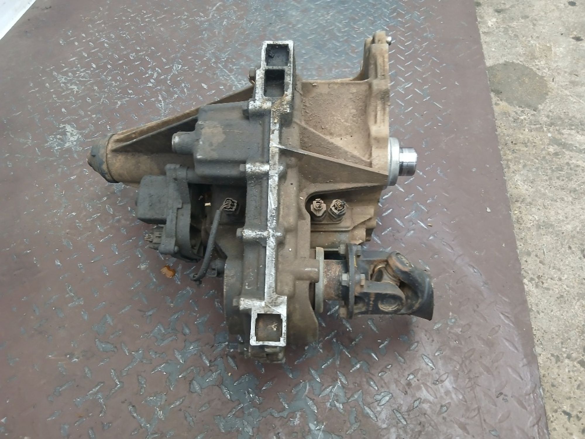 Раздаточная коробка Nissan Navara YD25DDTI, 20000 рублей, Ростов-на-Дону