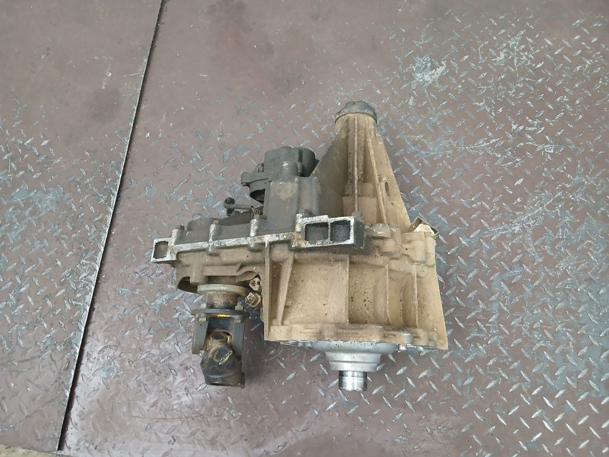 Раздаточная коробка Nissan Navara YD25DDTI, 20000 рублей, Ростов-на-Дону