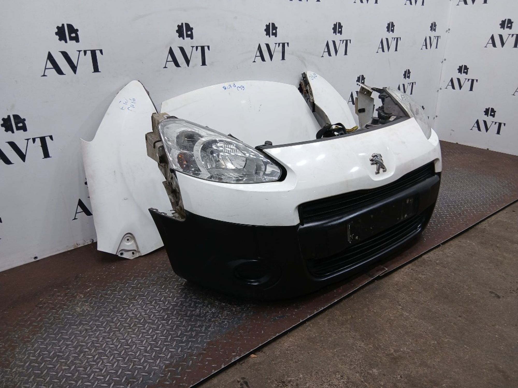 Ноускат (Nose Cut) Peugeot Partner, 140000 рублей, Ростов-на-Дону