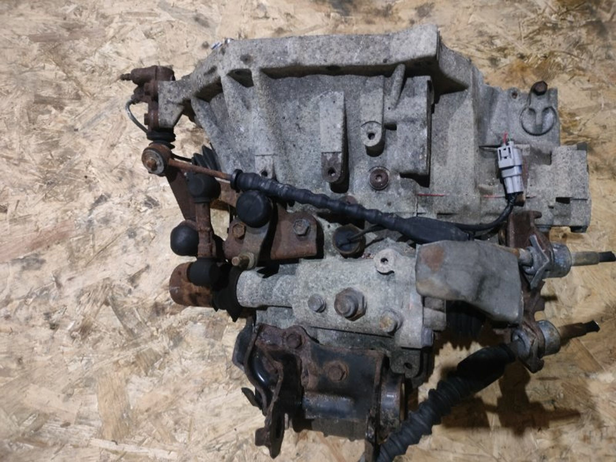 МКПП Toyota Auris 1ZR-FE, 30000 рублей, Ростов-на-Дону