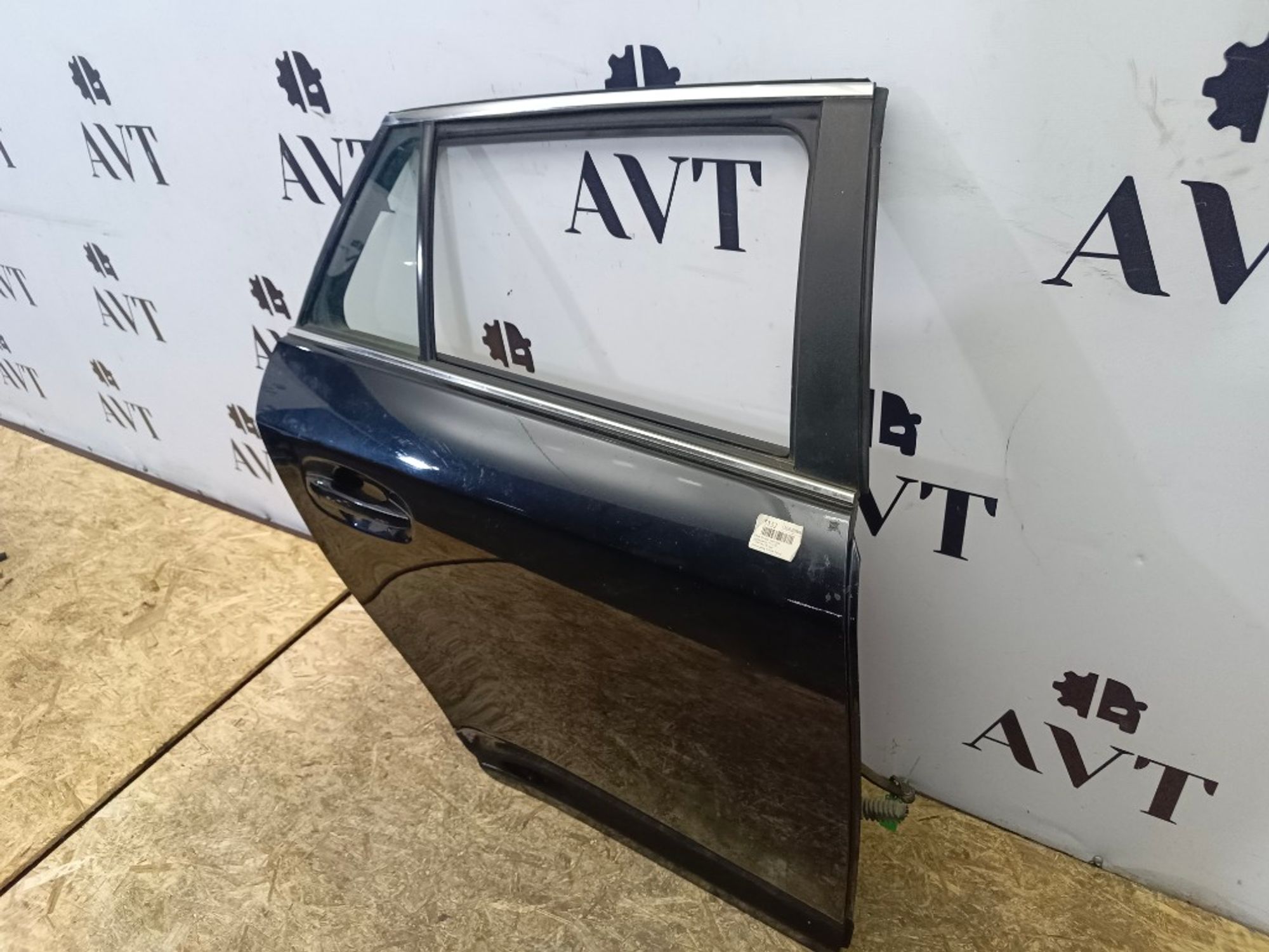 Дверь боковая задняя правая Toyota Avensis T2 T270, 9000 рублей, Ростов-на-Дону