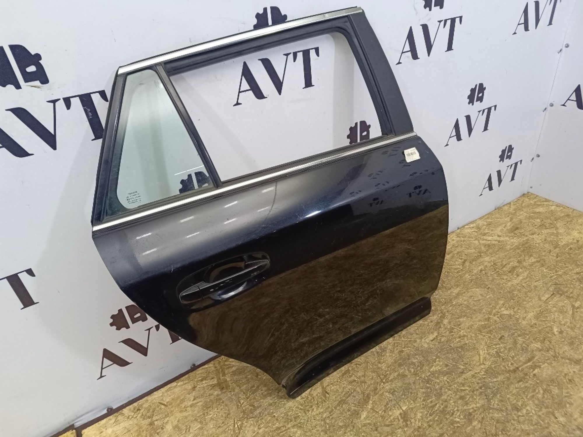 Дверь боковая задняя правая Toyota Avensis T2 T270, 9000 рублей, Ростов-на-Дону